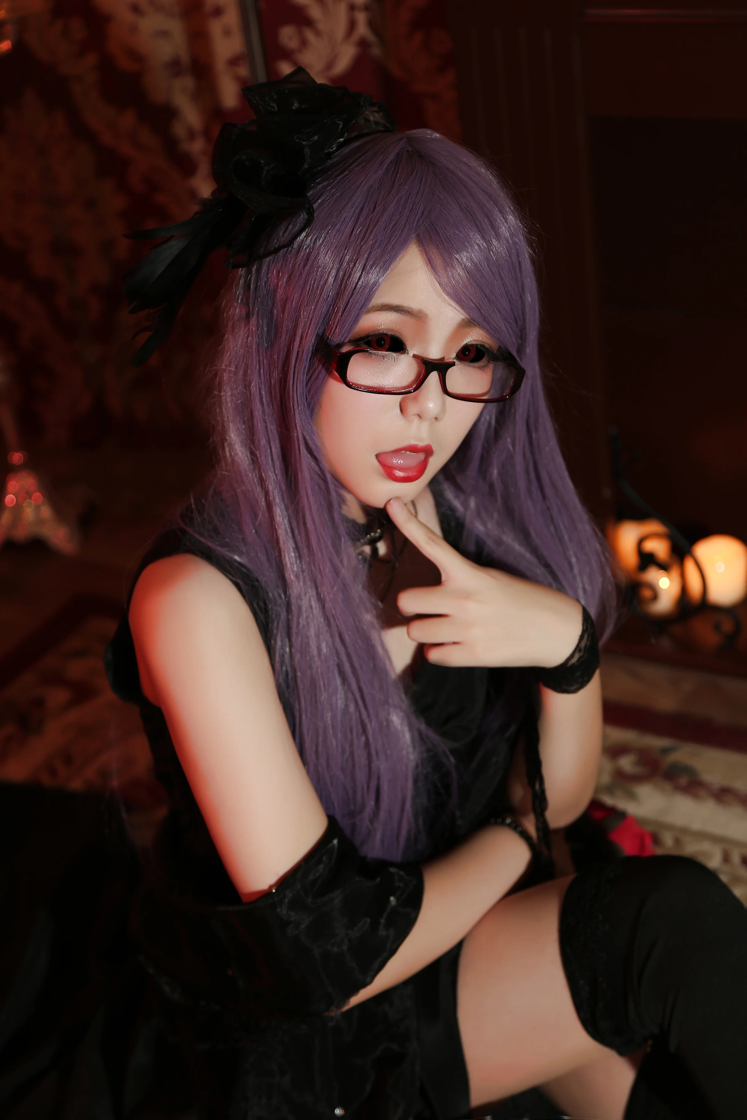 神代利世黑礼服COS写真