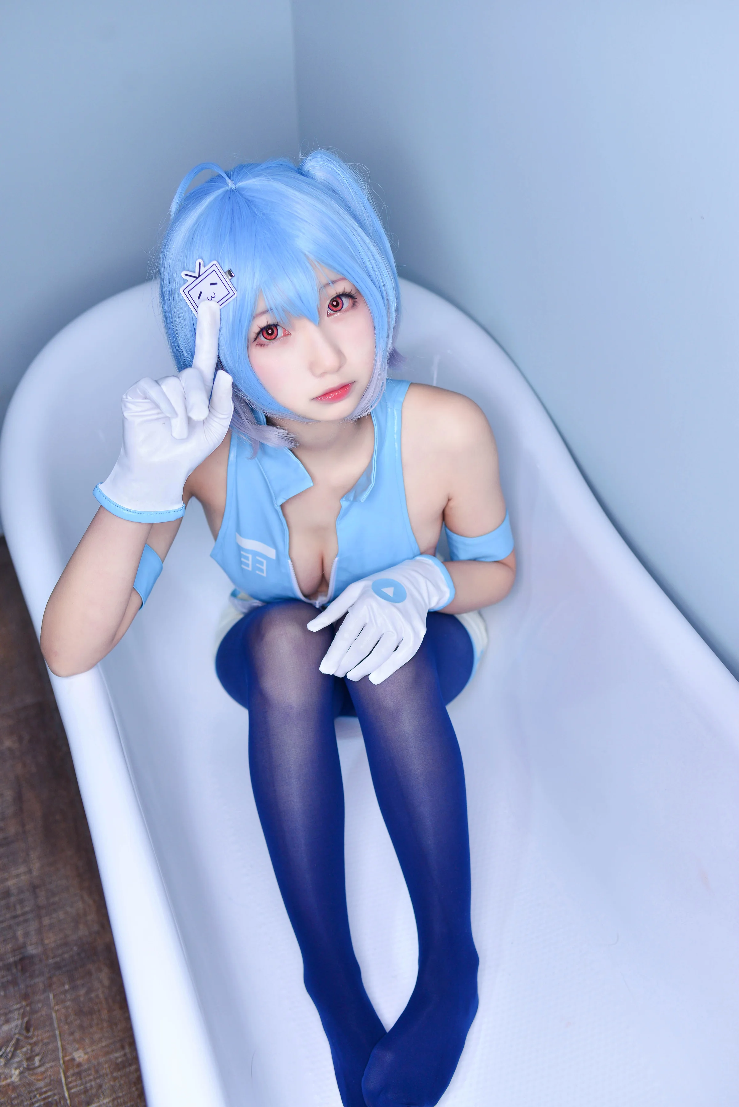 哔哩哔哩2233娘COS写真