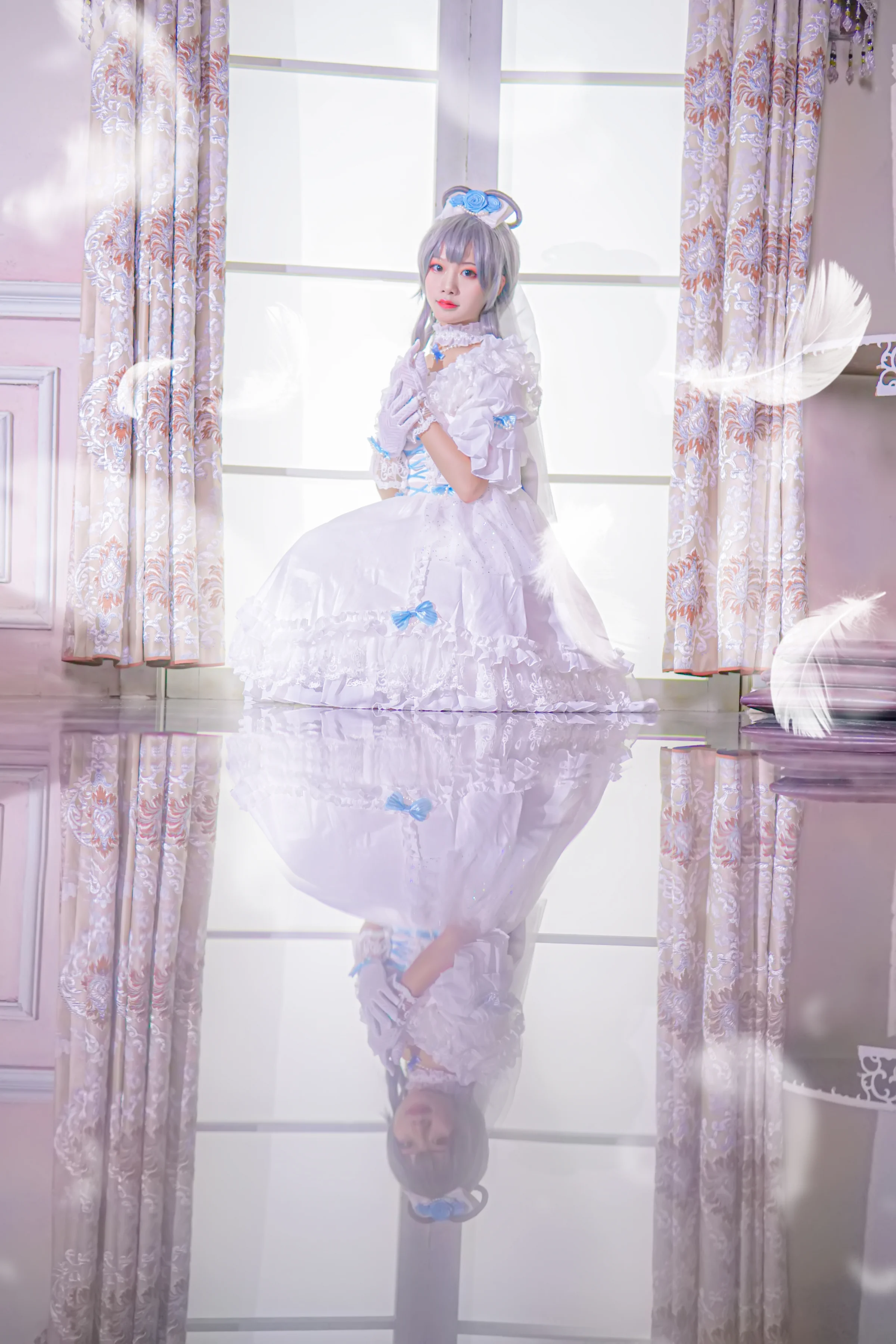 洛天依蔷薇花嫁COS写真