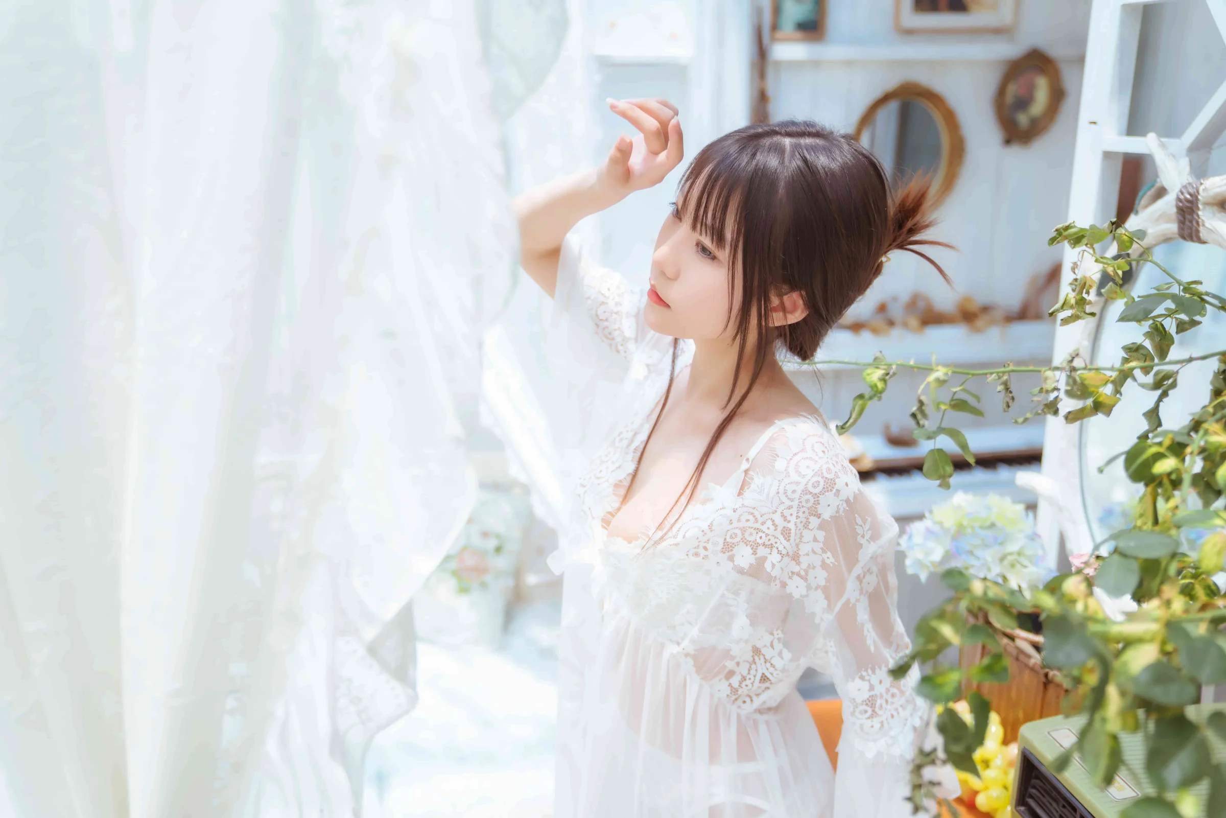 香草喵露露-玻璃房少女[79P-1.13G]｜高清图片集