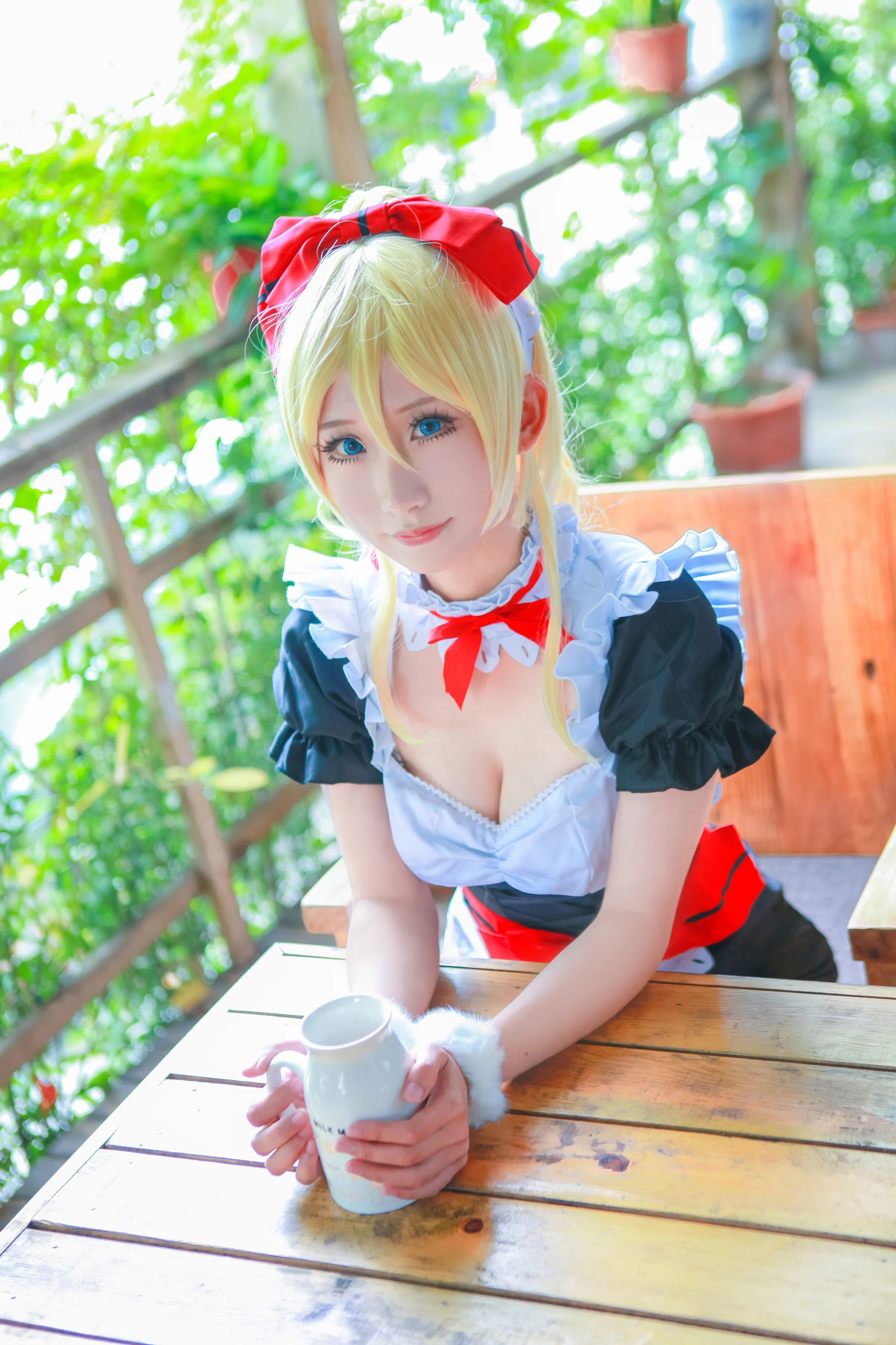 LOVELIVE绘里COS写真 满怀爱意接近中