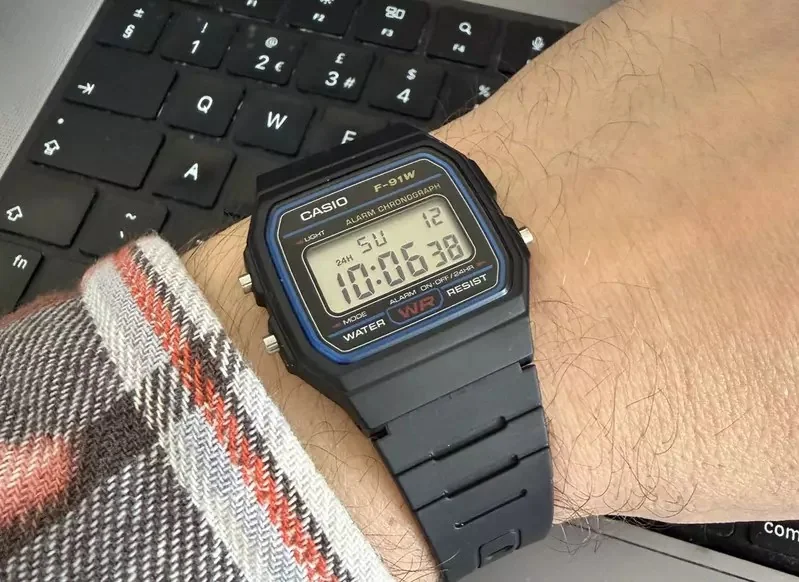 他呼籲放棄Apple Watch改戴《卡西歐手錶》引發世界各國的網友讚賞了｜高清图片集
