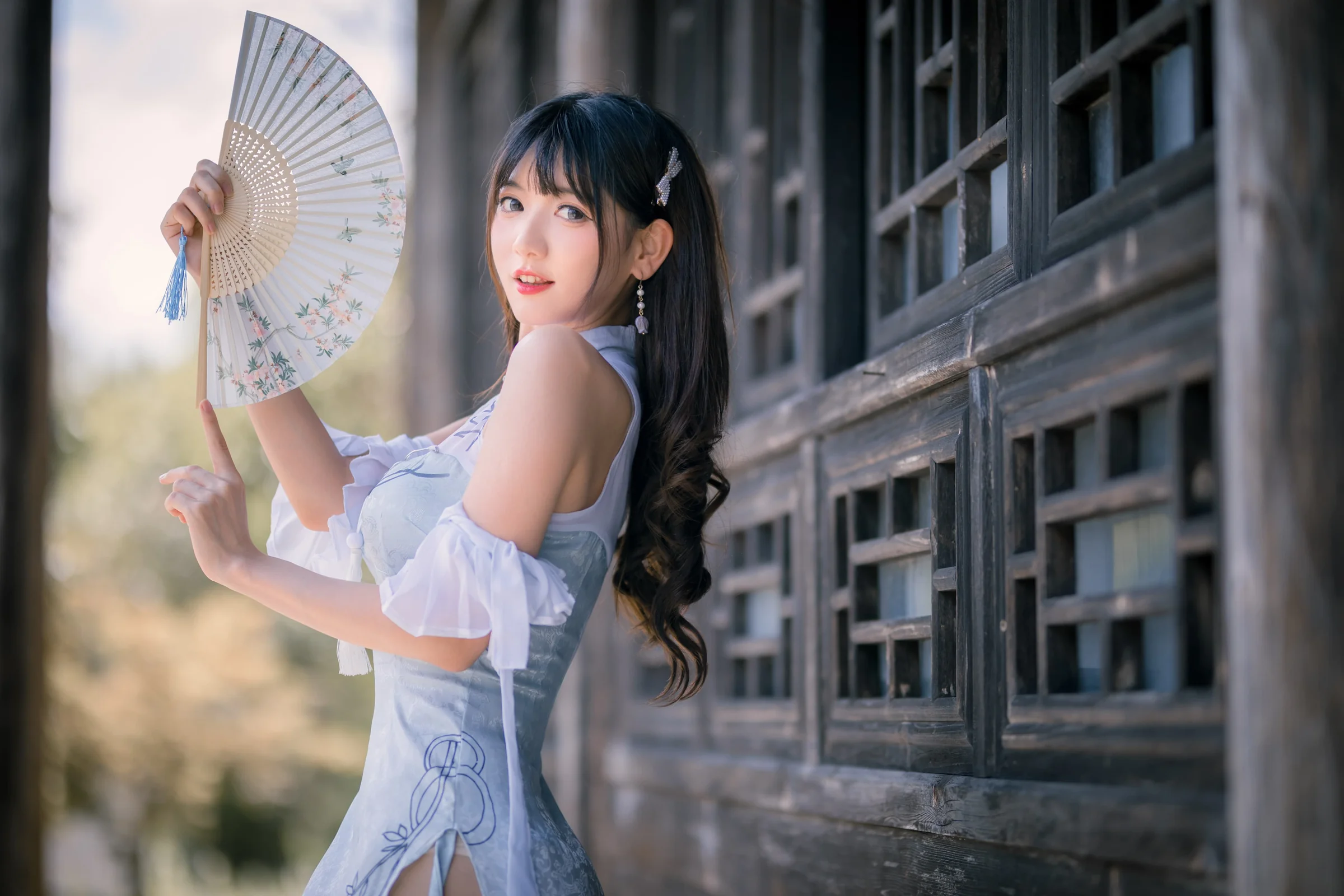 陆卿卿 – 蓝色旗袍｜高清图片集