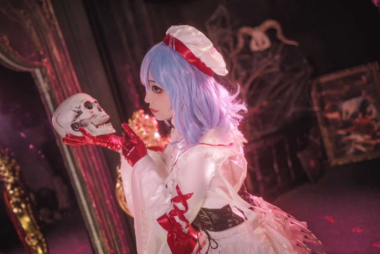 《东方Project》蕾米莉亚·纯白恶魔 COS写真