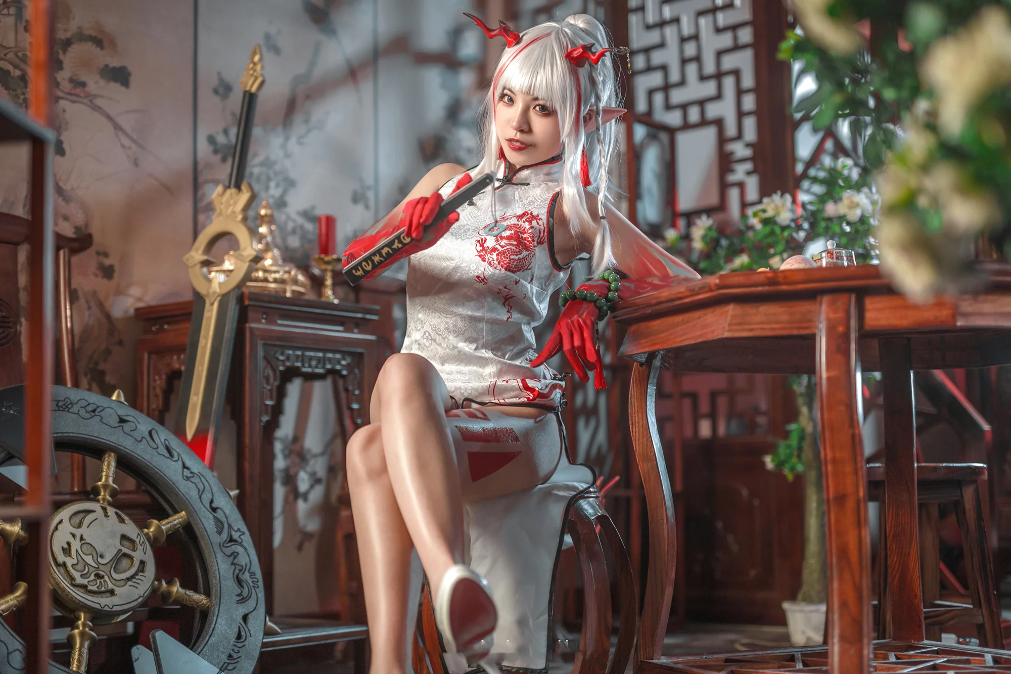 《明日方舟》乐逍遥·年COS写真