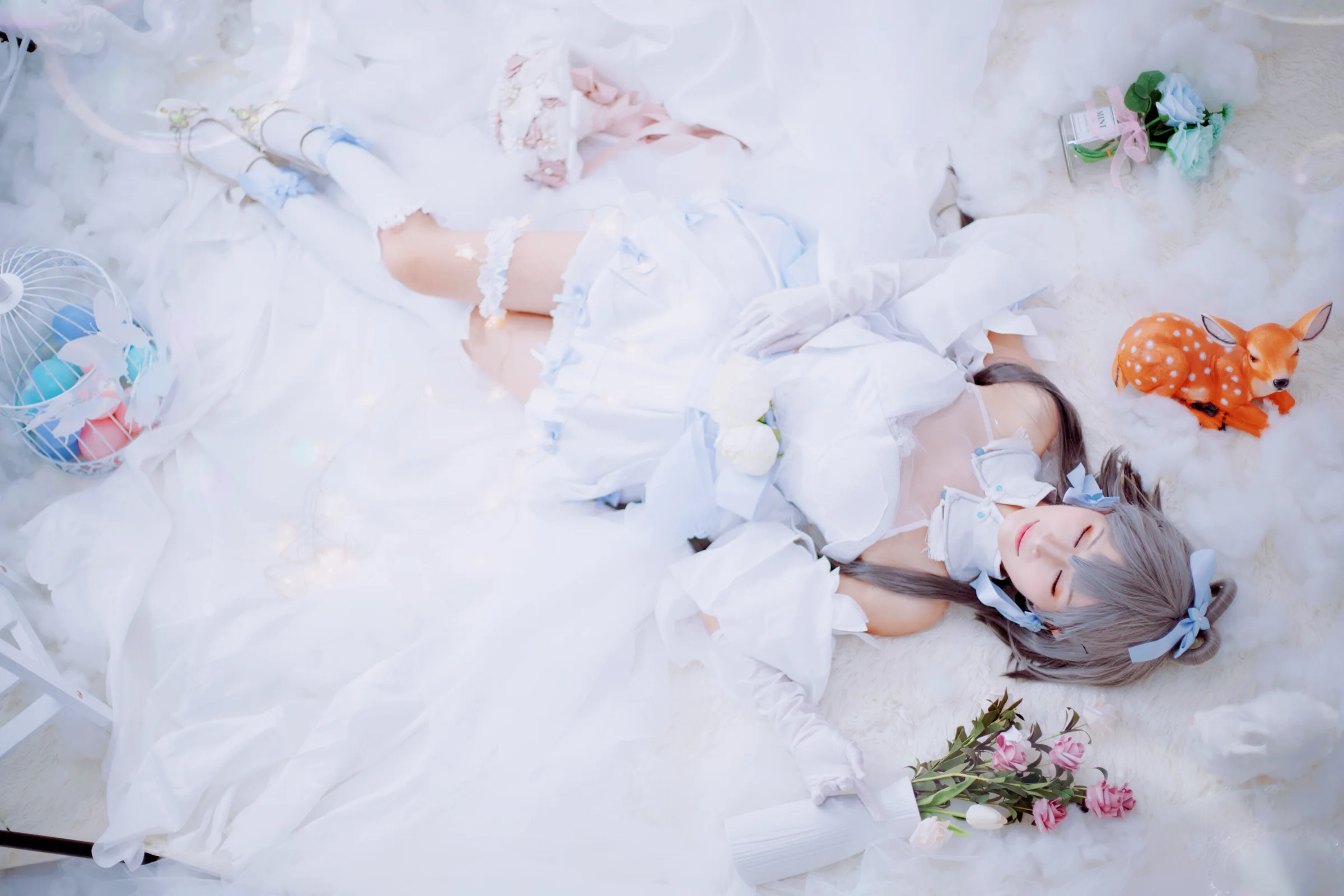 洛天依花嫁COS写真