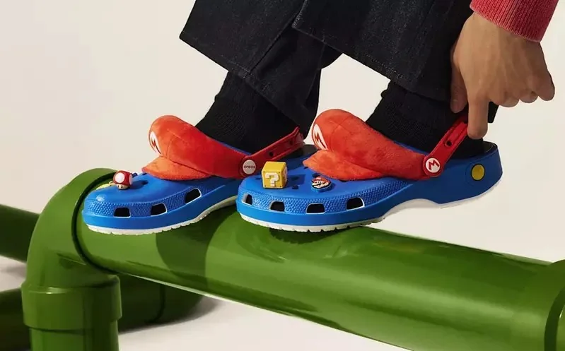 強強聯手《超級瑪利歐xCrocs》推出以「瑪莉歐」、「碧姬公主」、「耀西」、「庫巴」為主題的個性鞋款｜高清图片集