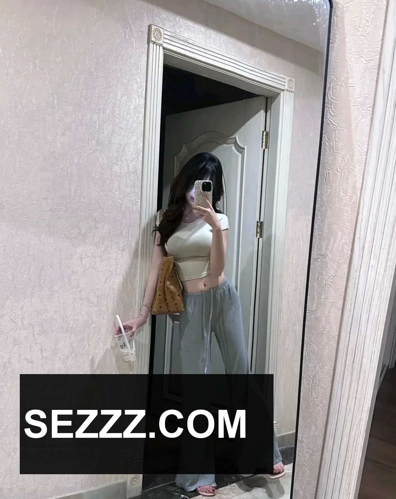 【北京】淫荡表情很骚，纯欲反差婊可外出
