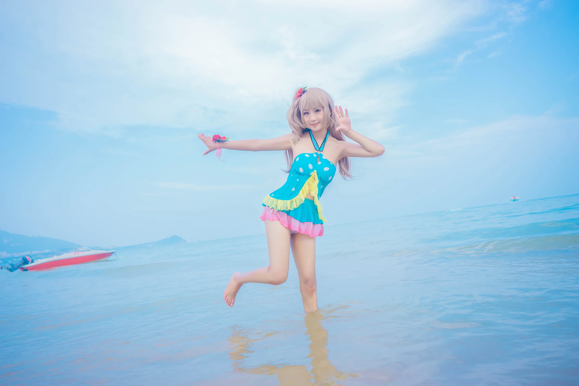 Lovelive南小鸟泳装COS写真
