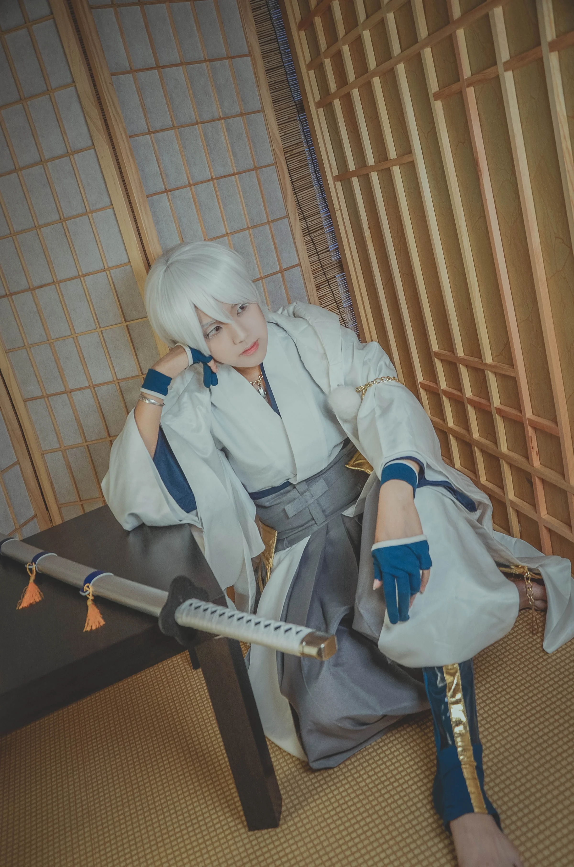 刀剑乱舞鹤丸国永COS写真