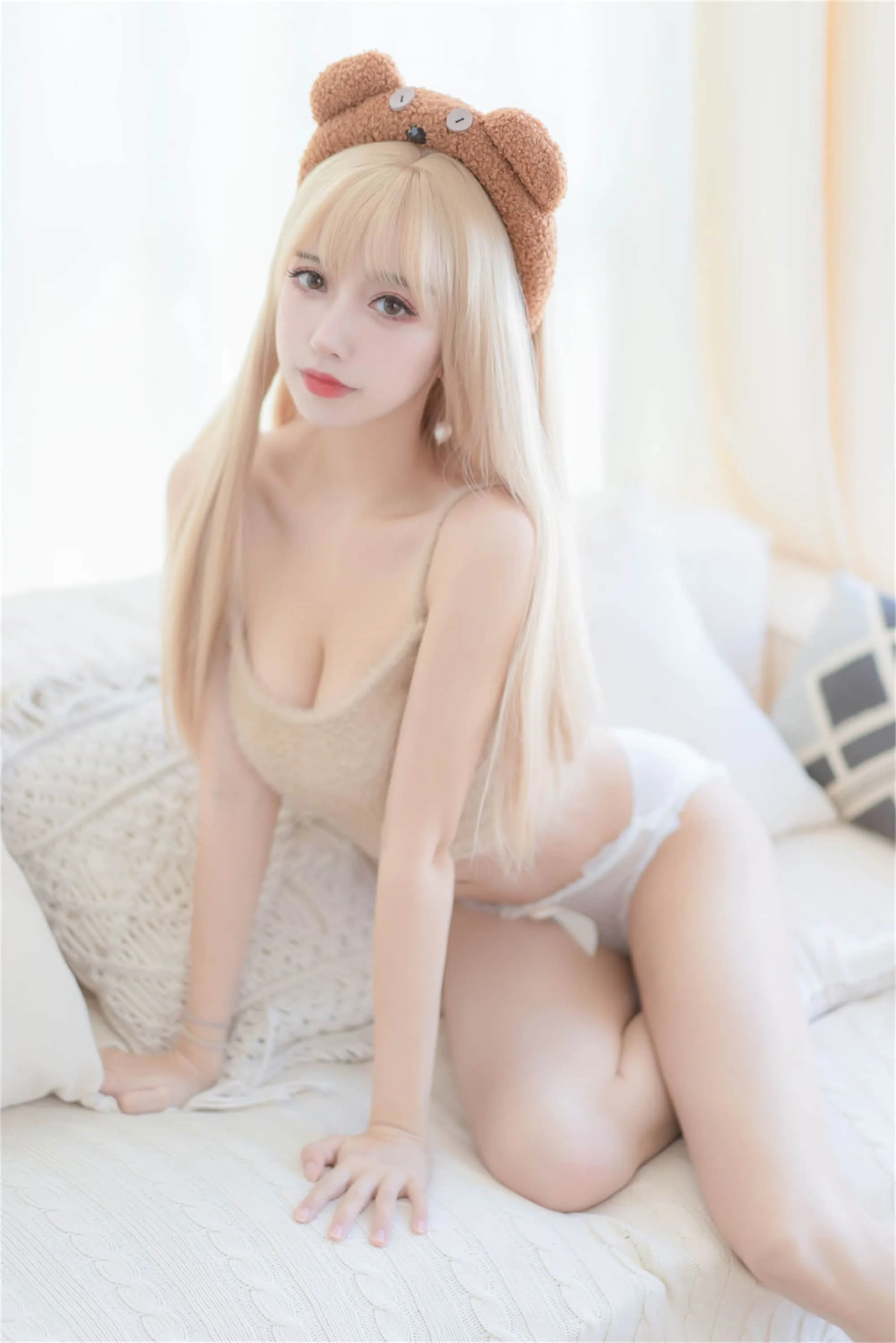 过期米线线喵 – 小熊软糖｜高清图片集