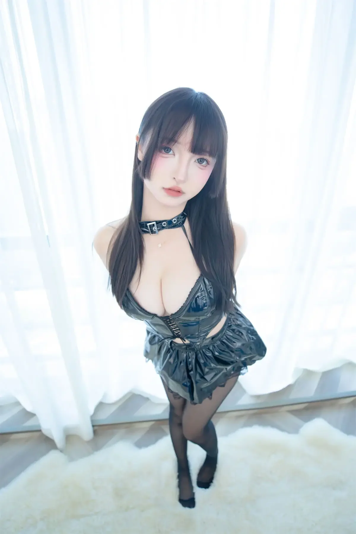 神楽坂真冬 – 美脚调教｜高清图片集
