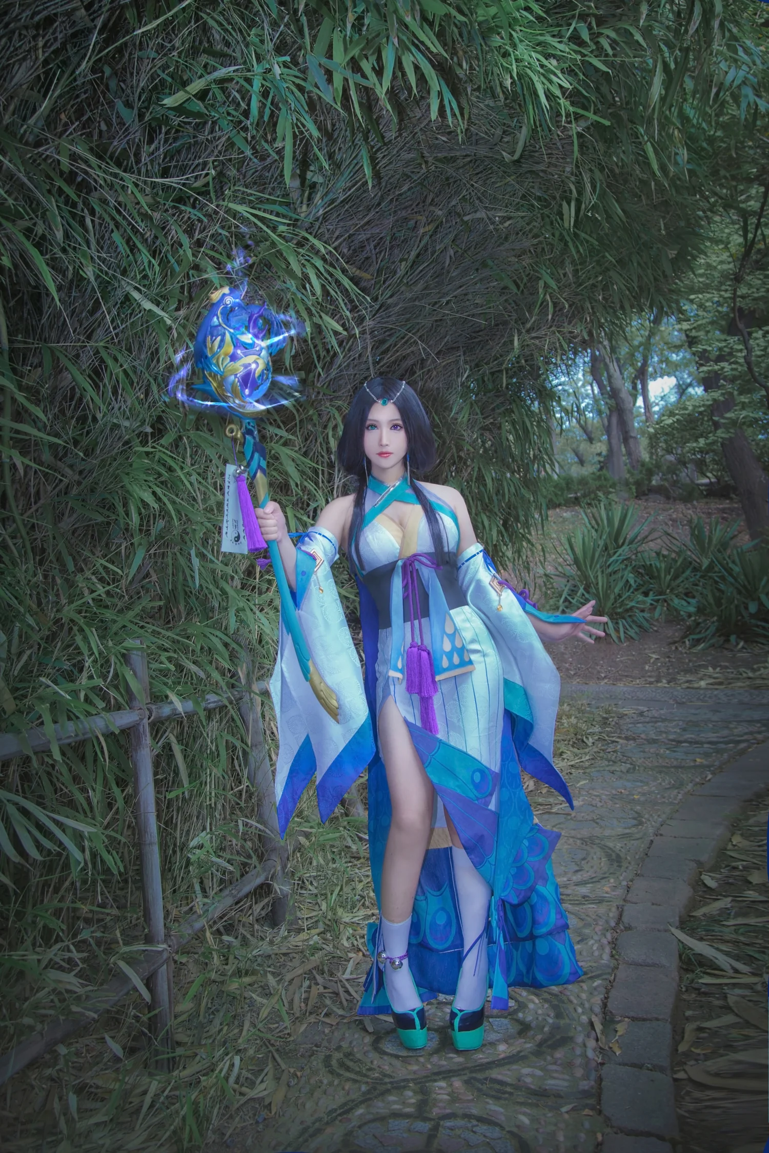 阴阳师手游八百比丘尼COS写真