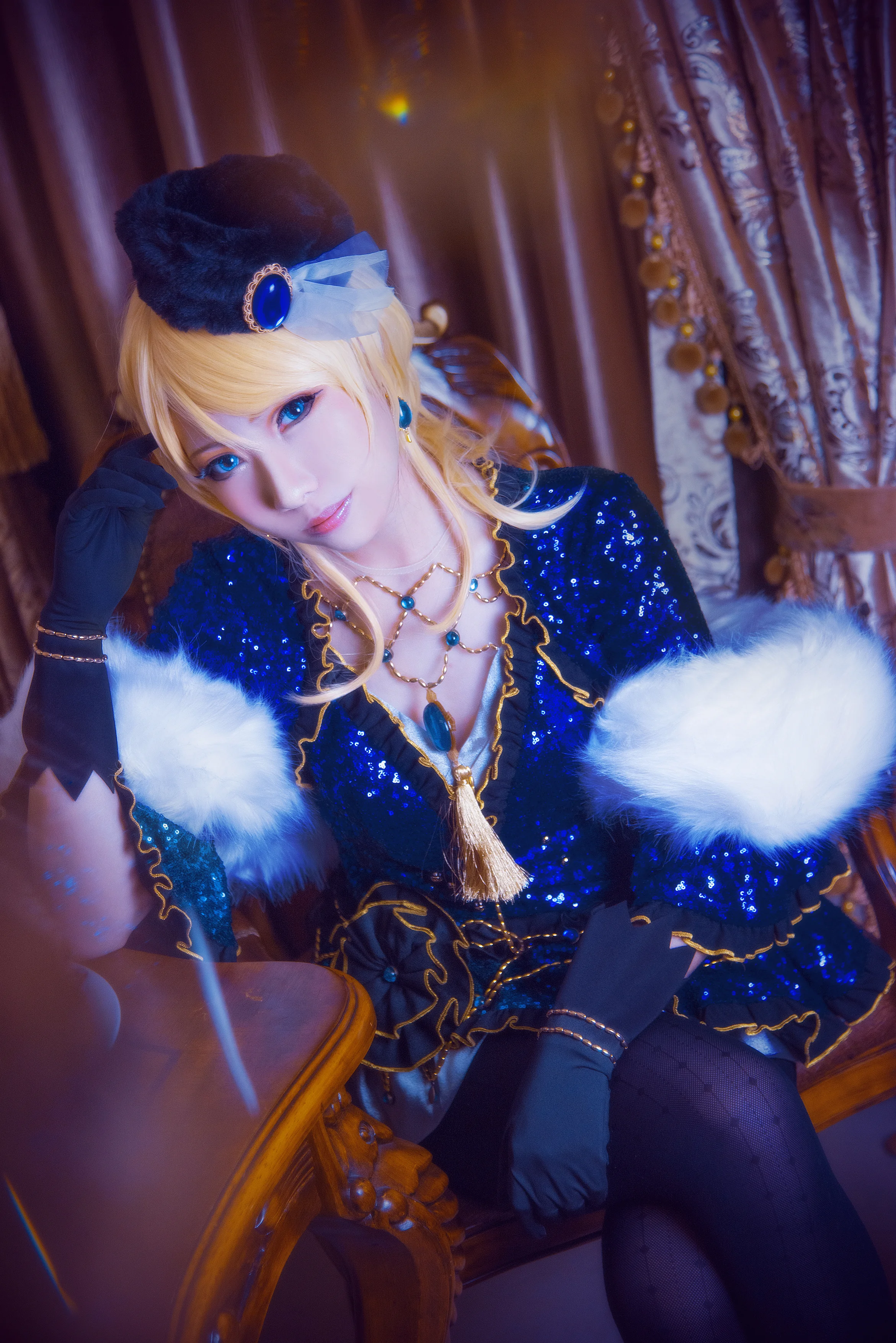 love live绚濑绘里钻石王老五COS写真