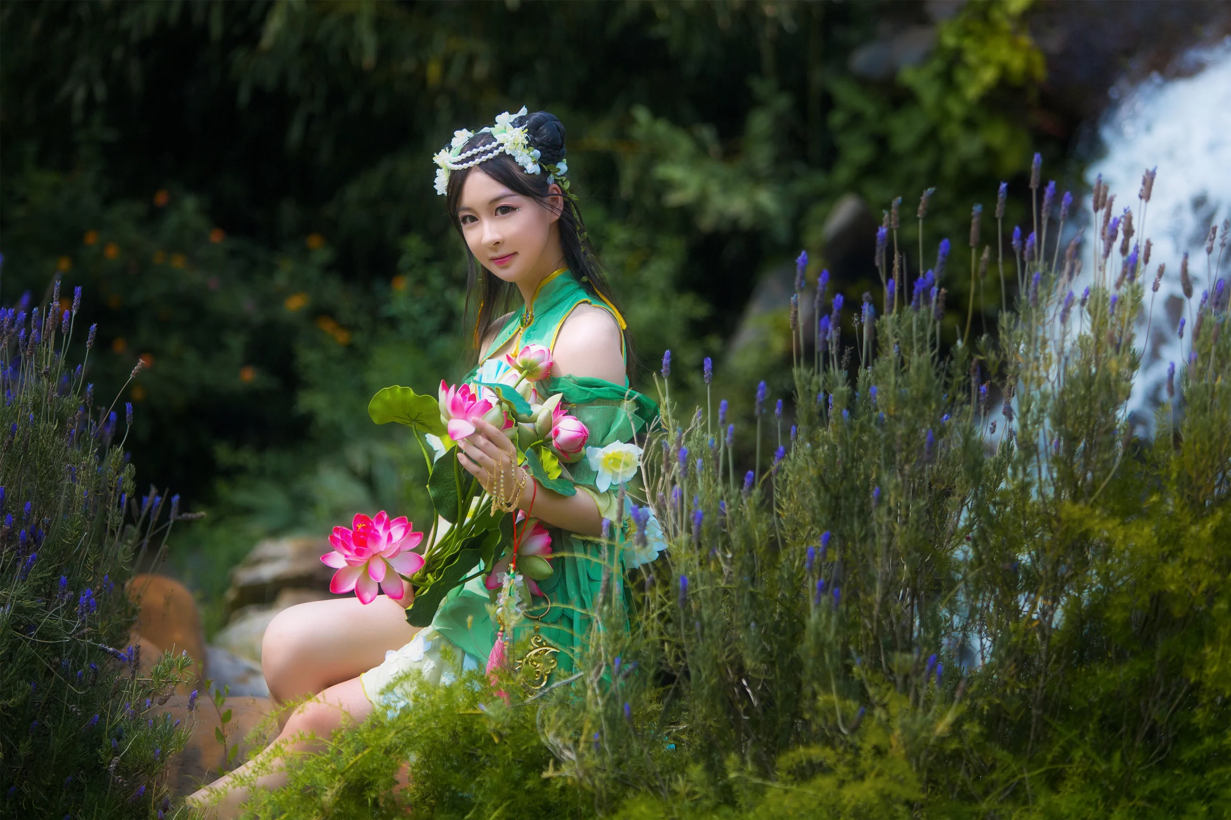 诛仙手游碧瑶COS写真