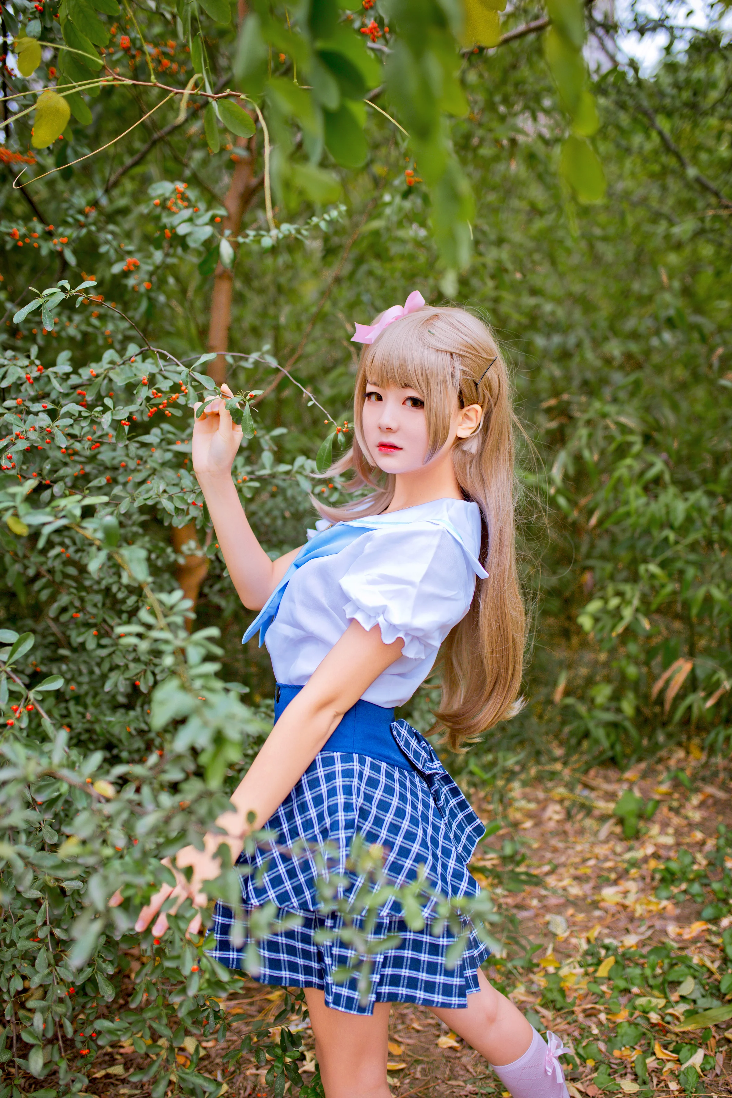 lovelive南小鸟COS写真，想和南小鸟一起去旅行吗?