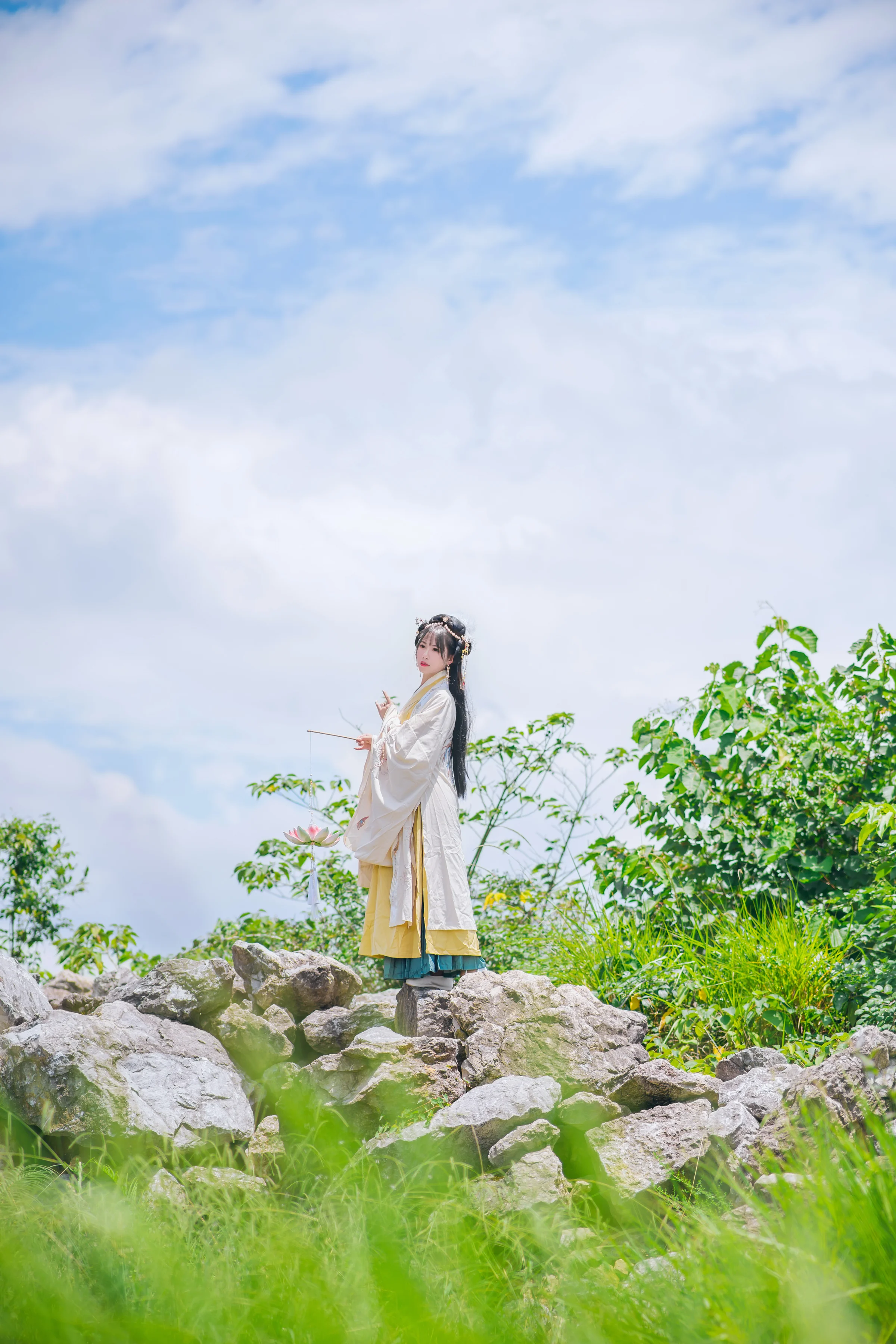 汉服私影，问花花不语，为谁落？｜高清图片集