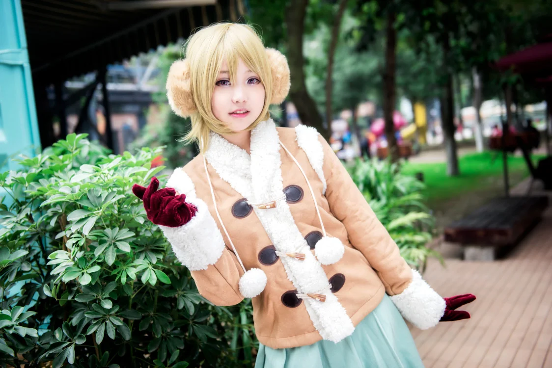 Love Live！小泉花阳冬装日常COS写真