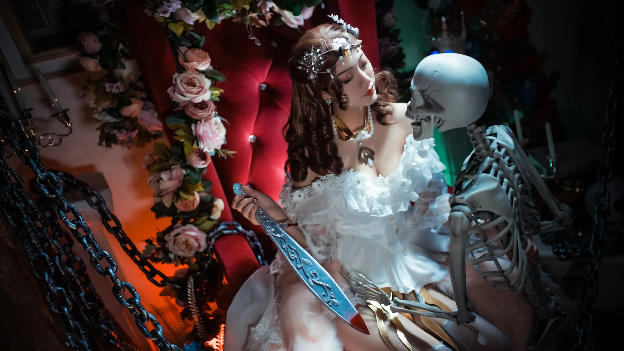 《第五人格》红夫人贝拉夫人COS写真