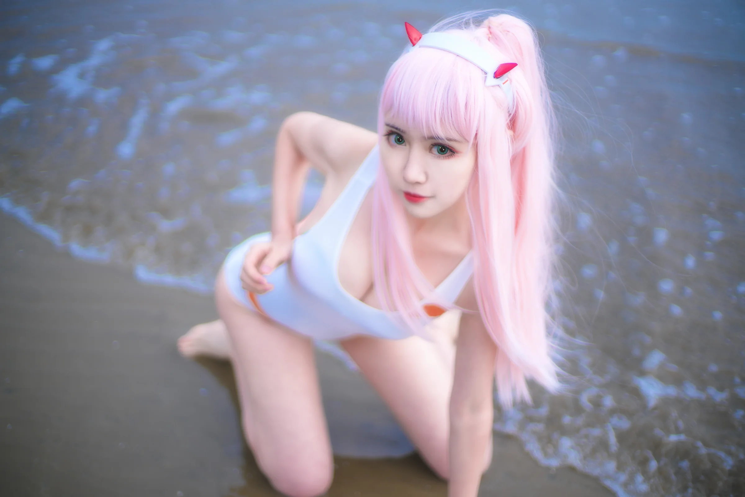 02泳装COS写真