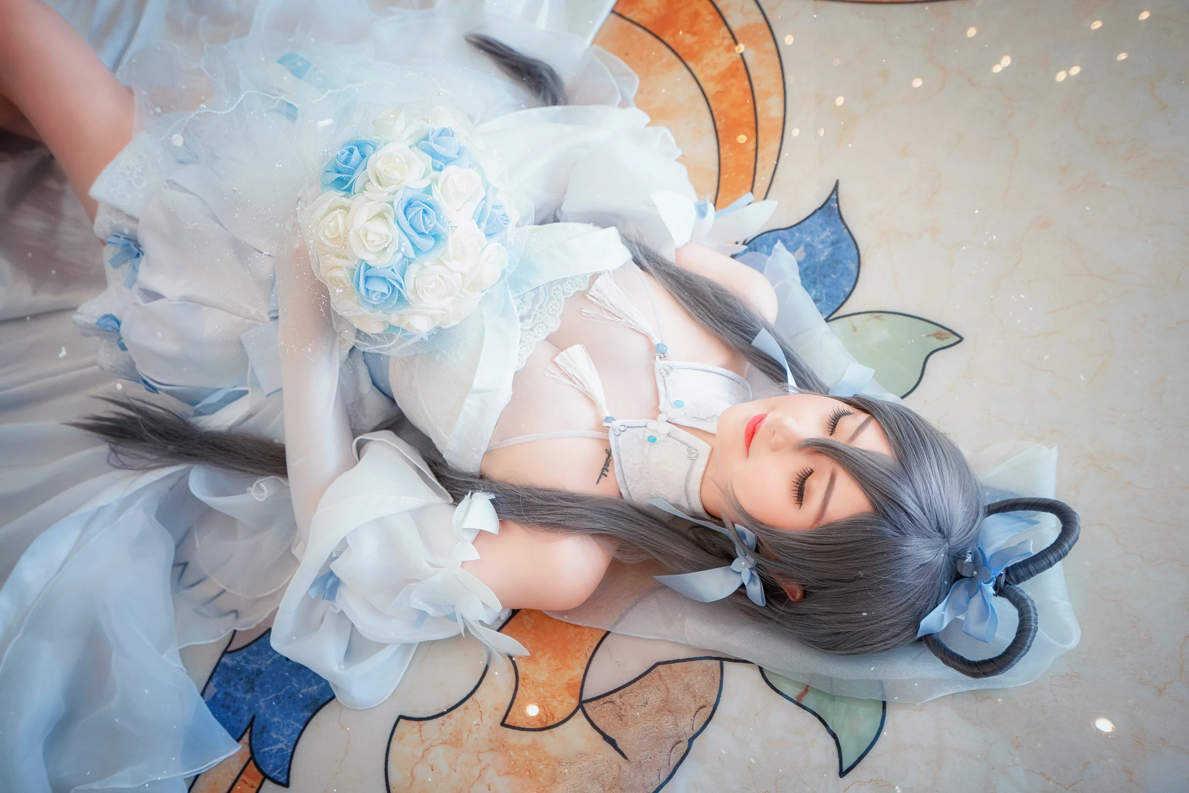洛天依花嫁COS写真，超可爱