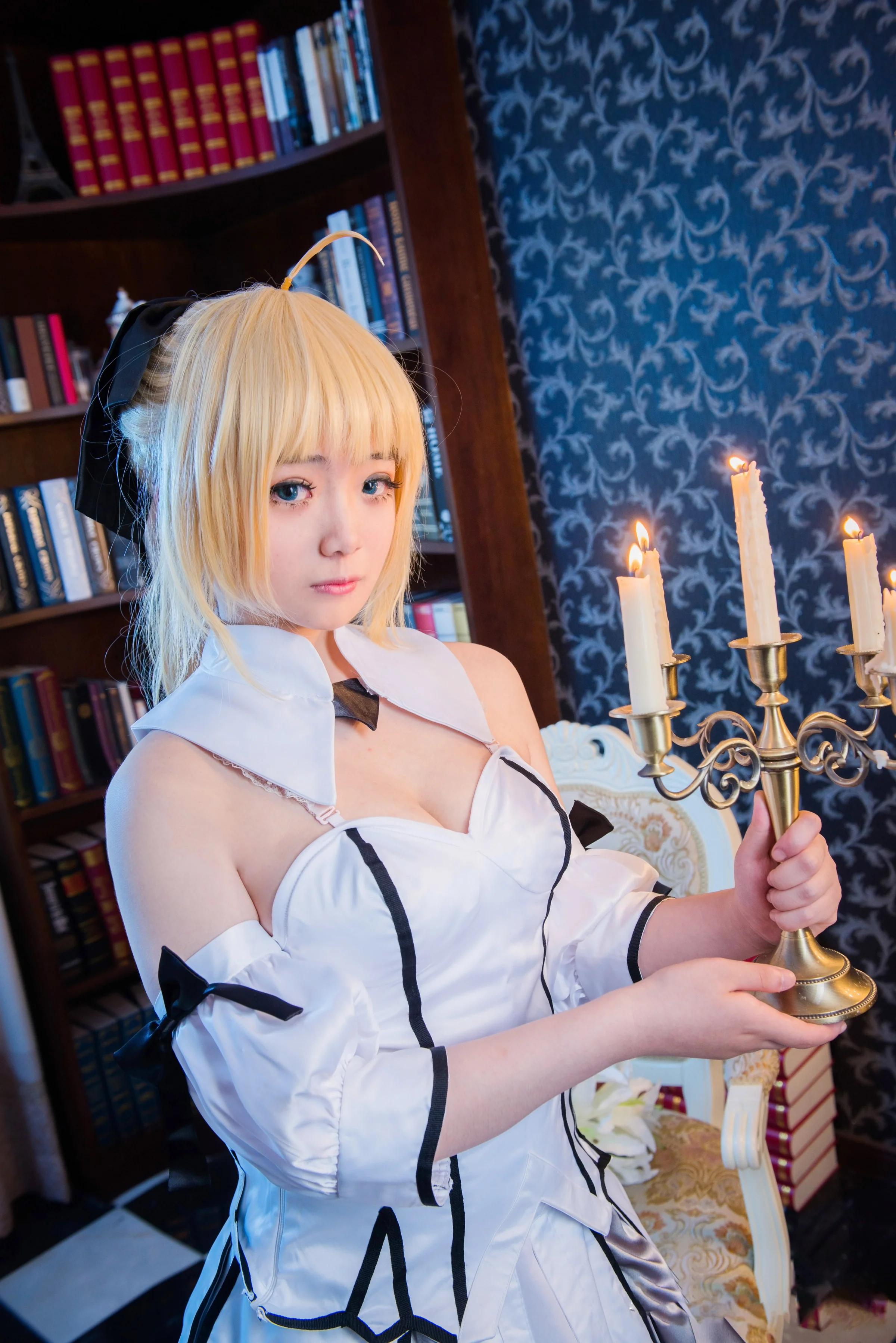 阿尔托利亚·潘德拉贡COS写真