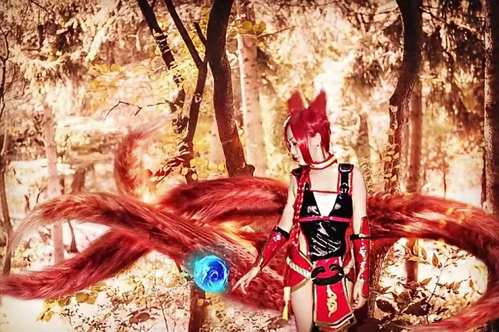 英雄联盟焰尾妖狐阿狸COS写真