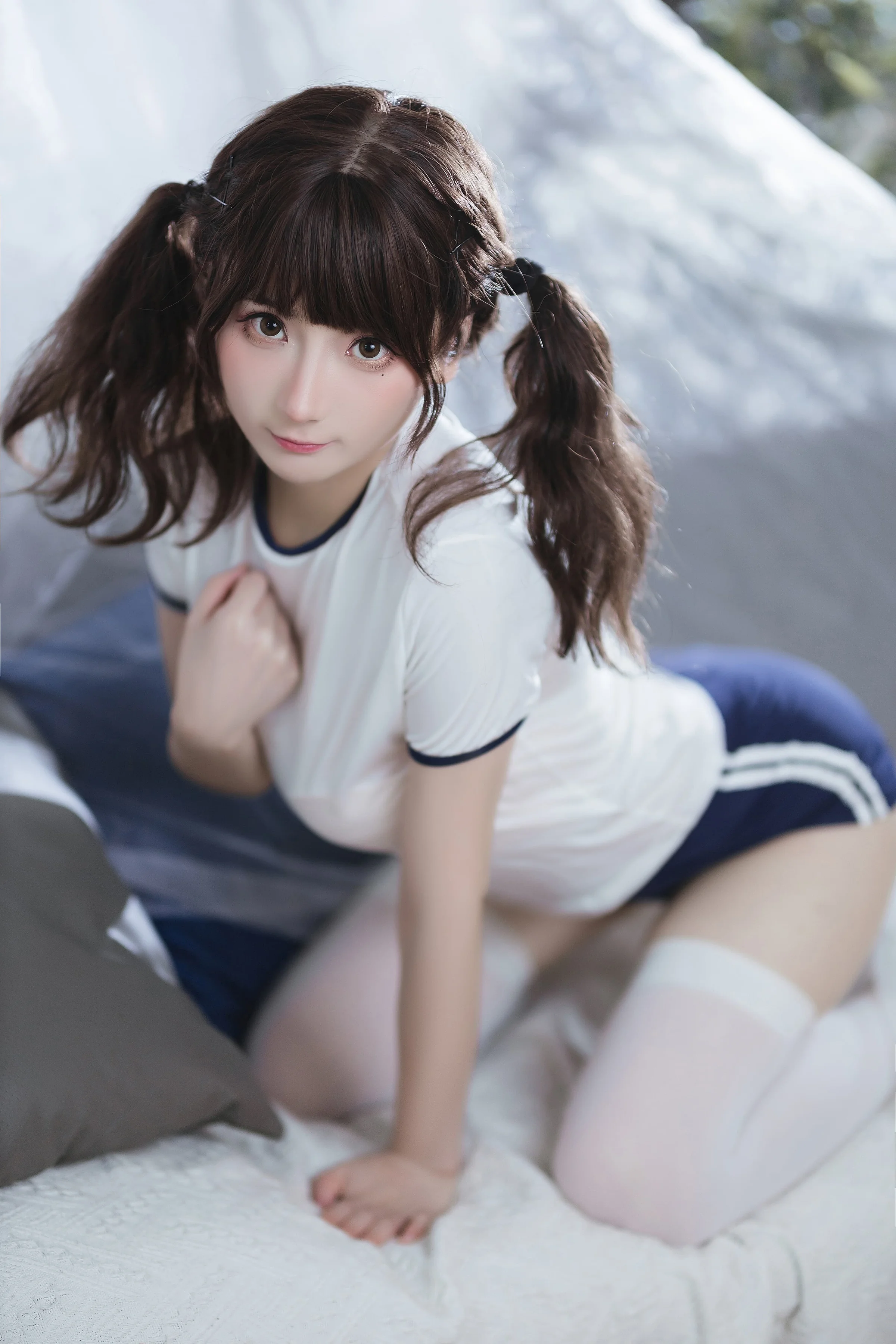 是三不是世 – 束缚 [37P]｜高清图片集