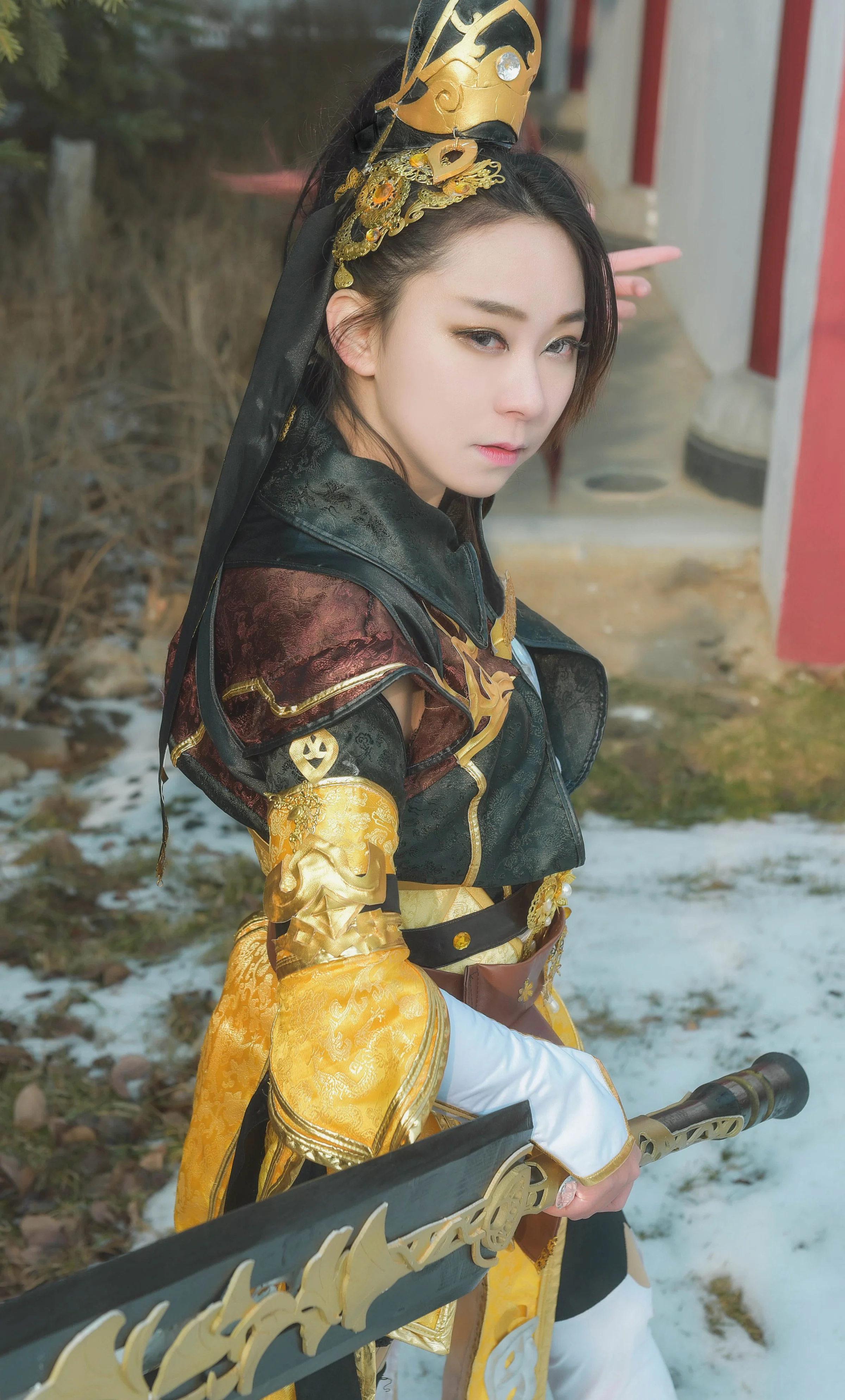 剑网三藏剑成女COS写真