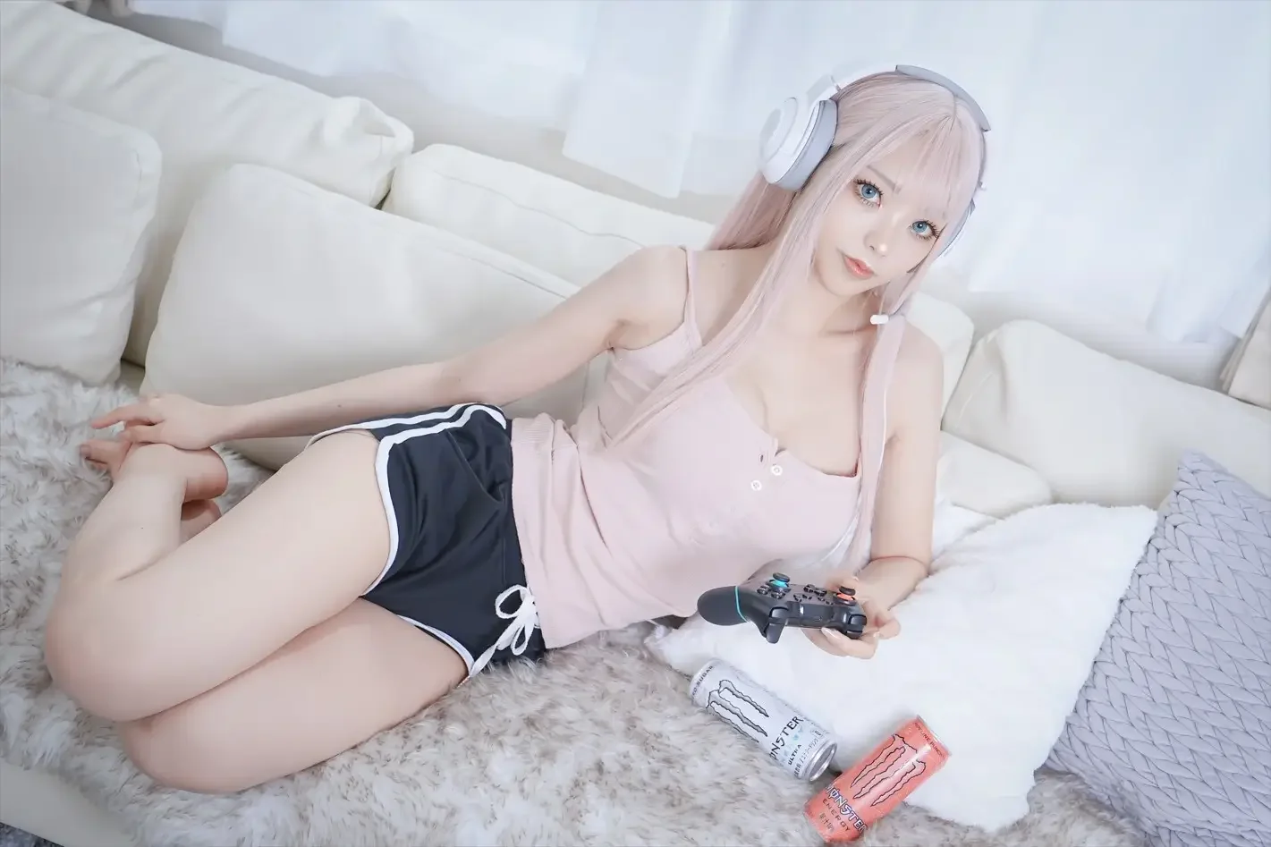 くろてぃあ (くろ) – 【コスホリ32】同班的妹子是游戏迷这件事 (同じクラスのギャルが実はゲーマーだった件)｜高清图片集
