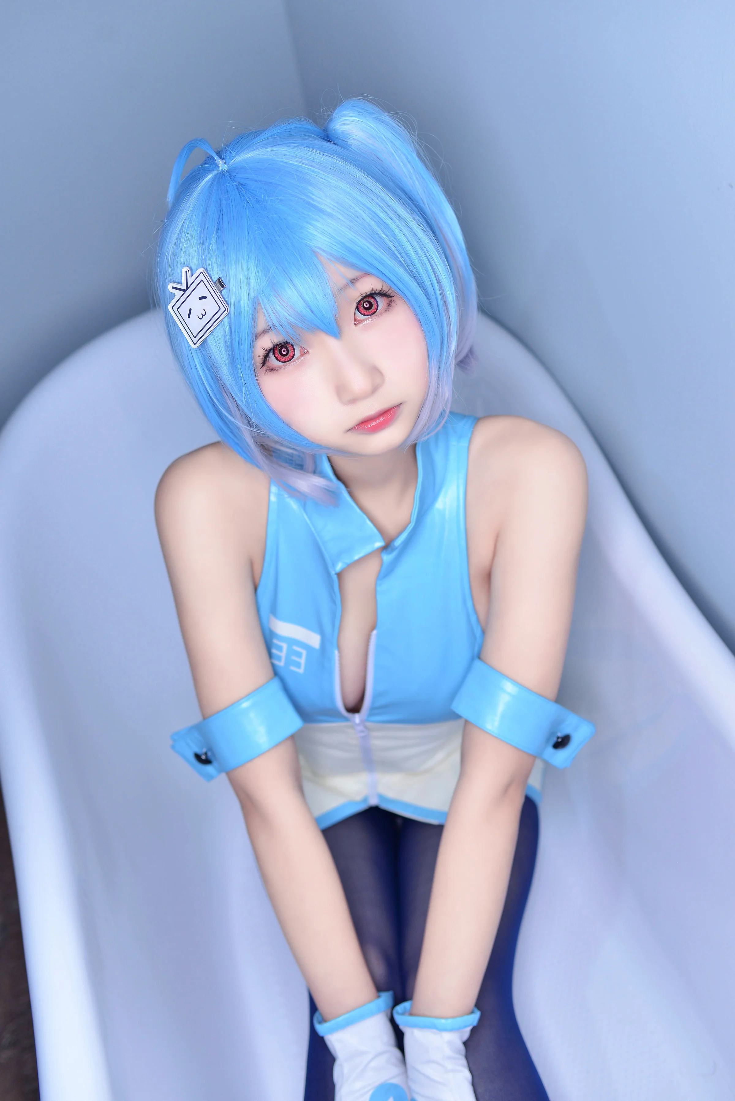 哔哩哔哩2233娘COS写真