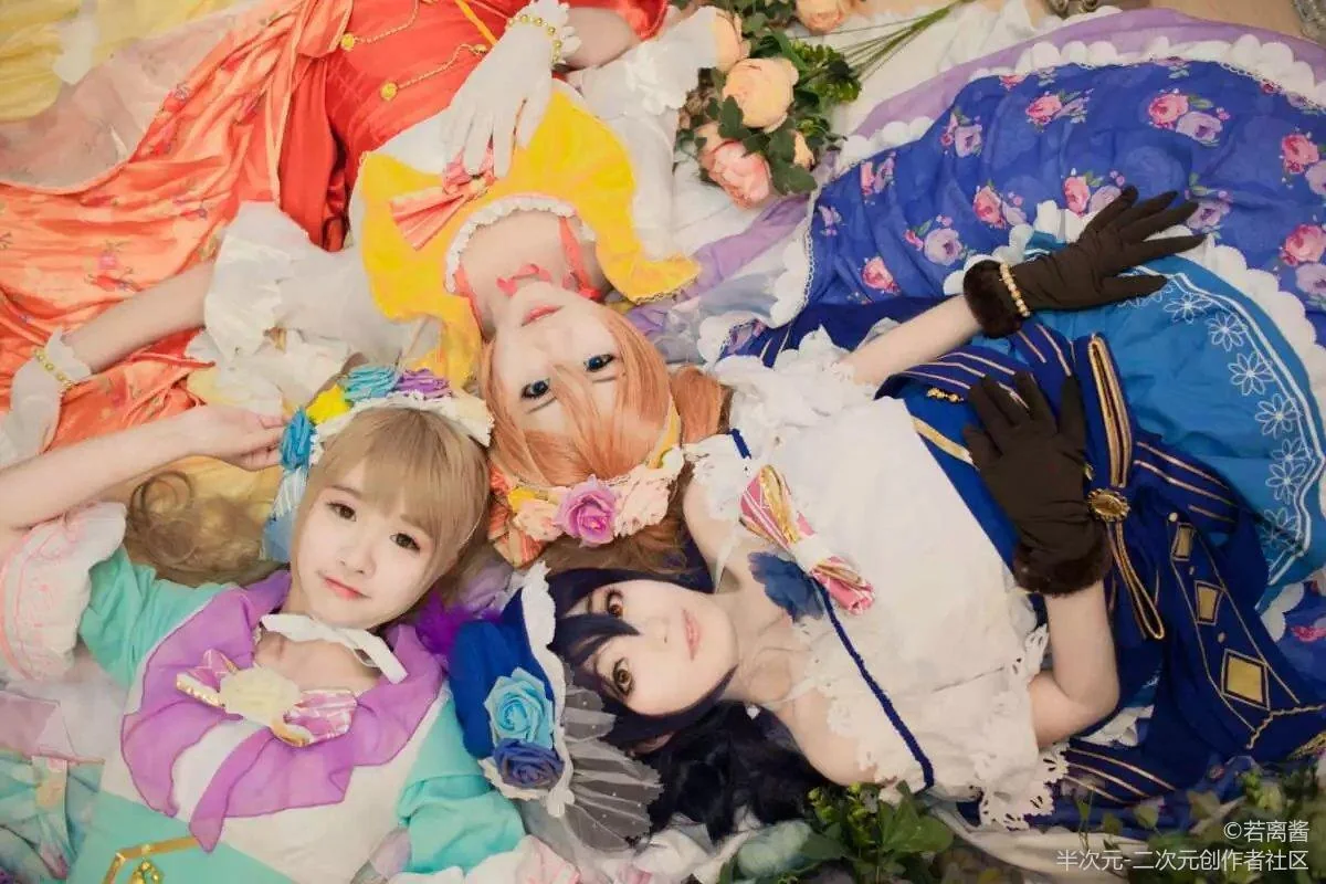 LOVELIVE! 高坂穗乃果COS写真 我的王子在哪里呢？