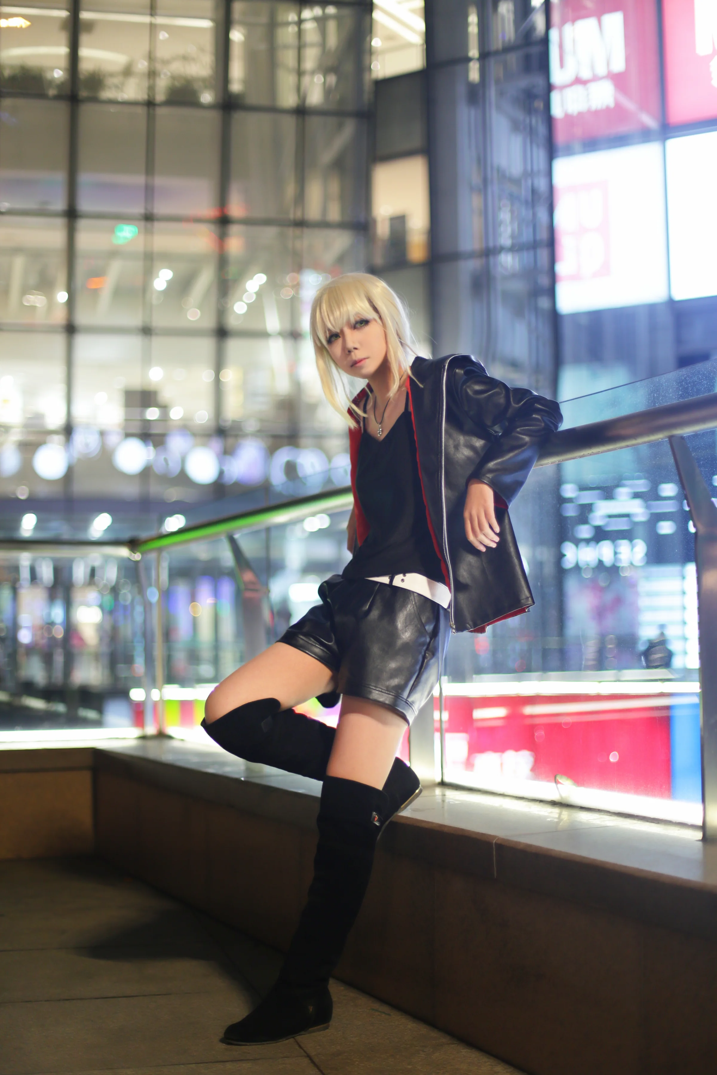 fgo 新宿黑saber COS写真