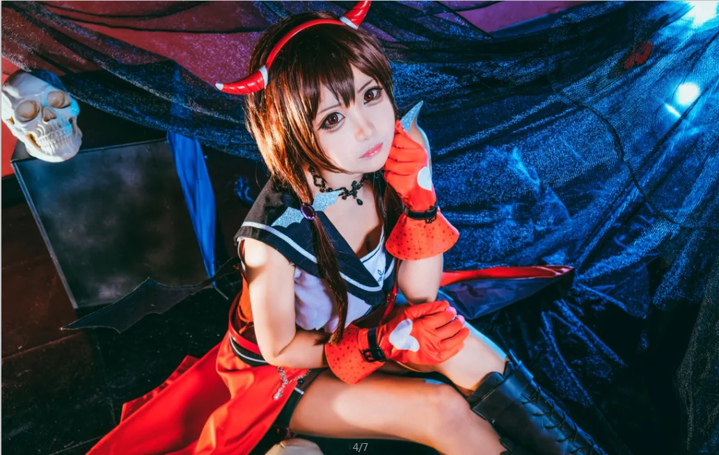 VOCALOID乐正绫恶魔COS写真