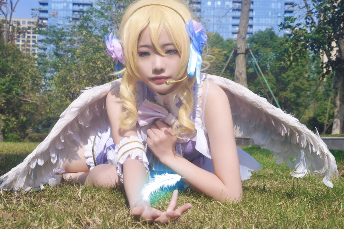绘里白情COS写真