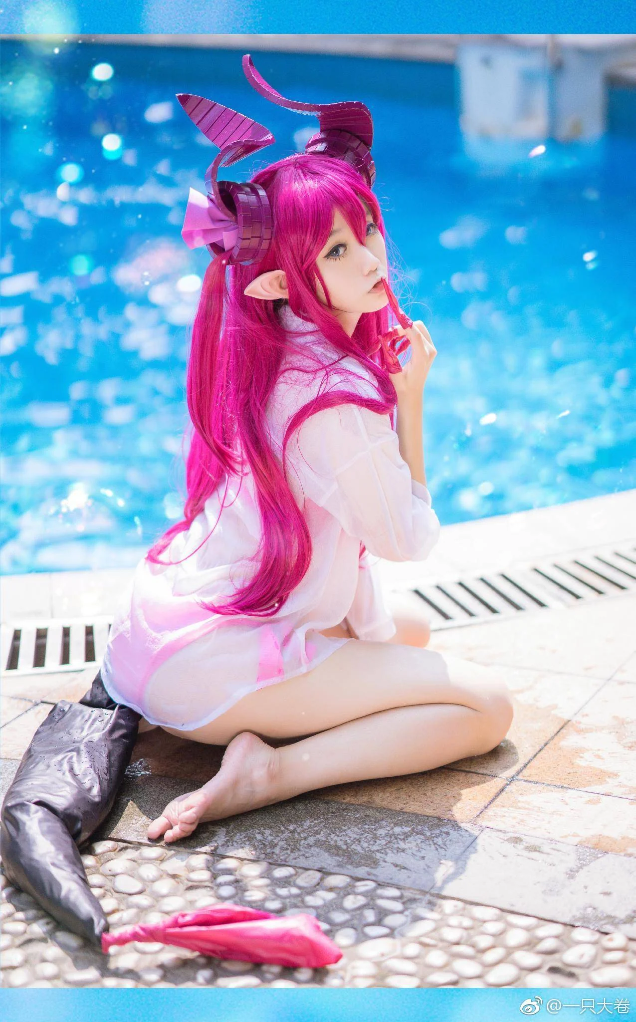 FATE伊丽莎白巴托里COS写真