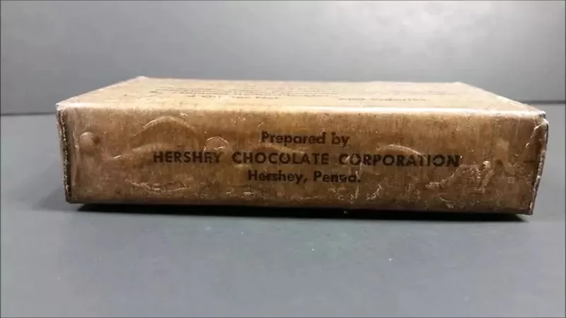網友開箱1942年美國陸軍的軍用巧克力 設計的要求就是弄得不好吃？｜高清图片集