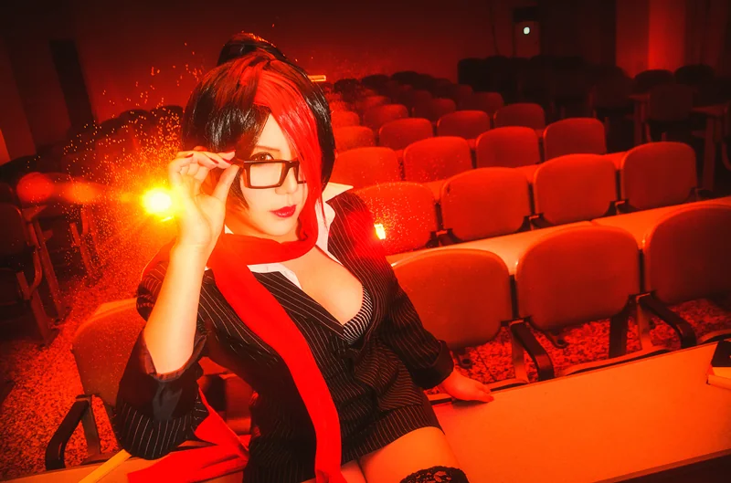 英雄联盟LOL无双剑姬女校长COS写真