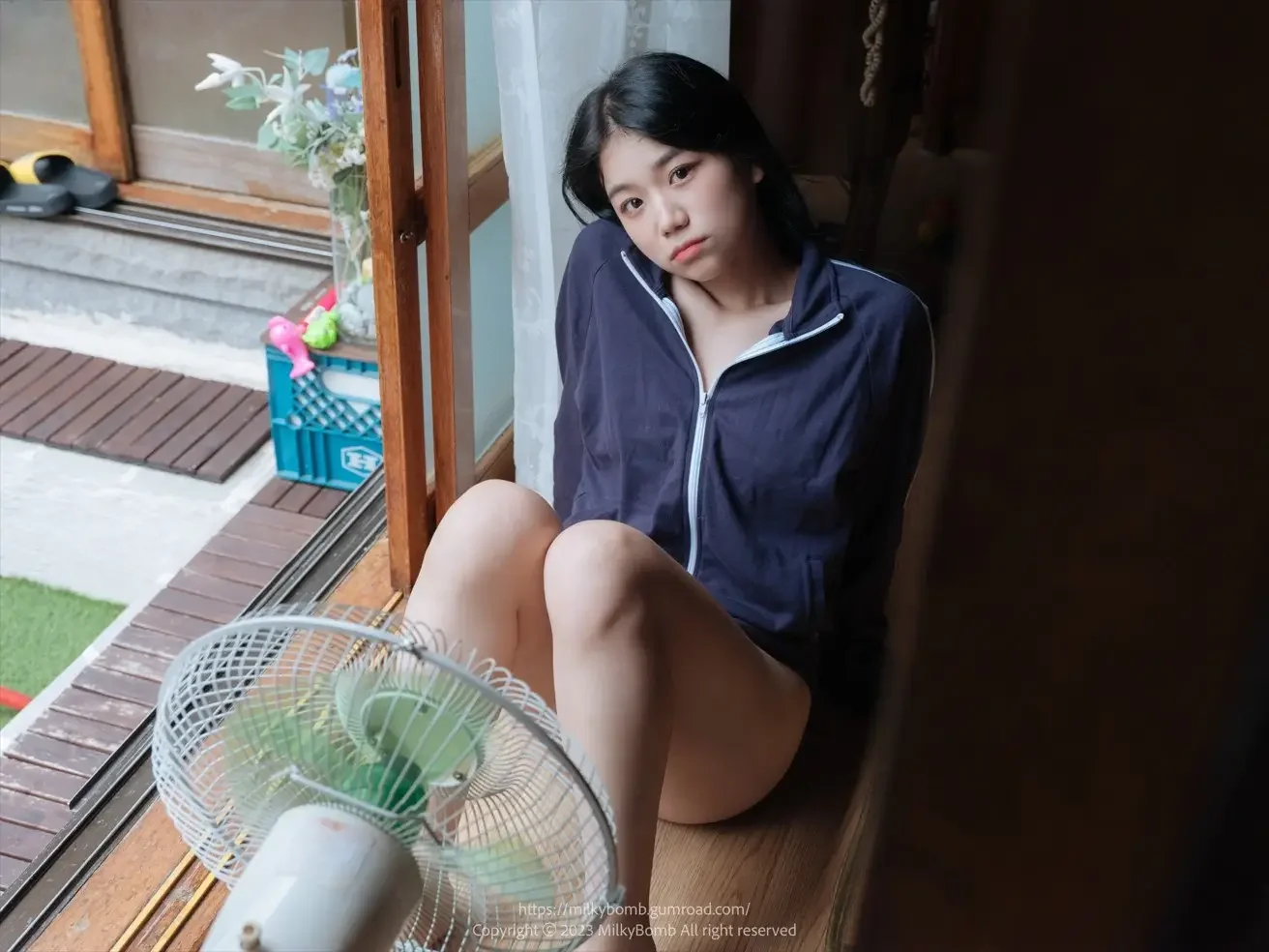 [MilkyBomb] Yui: Vol.2 Tracksuit (유 Been 체육복)｜高清图片集