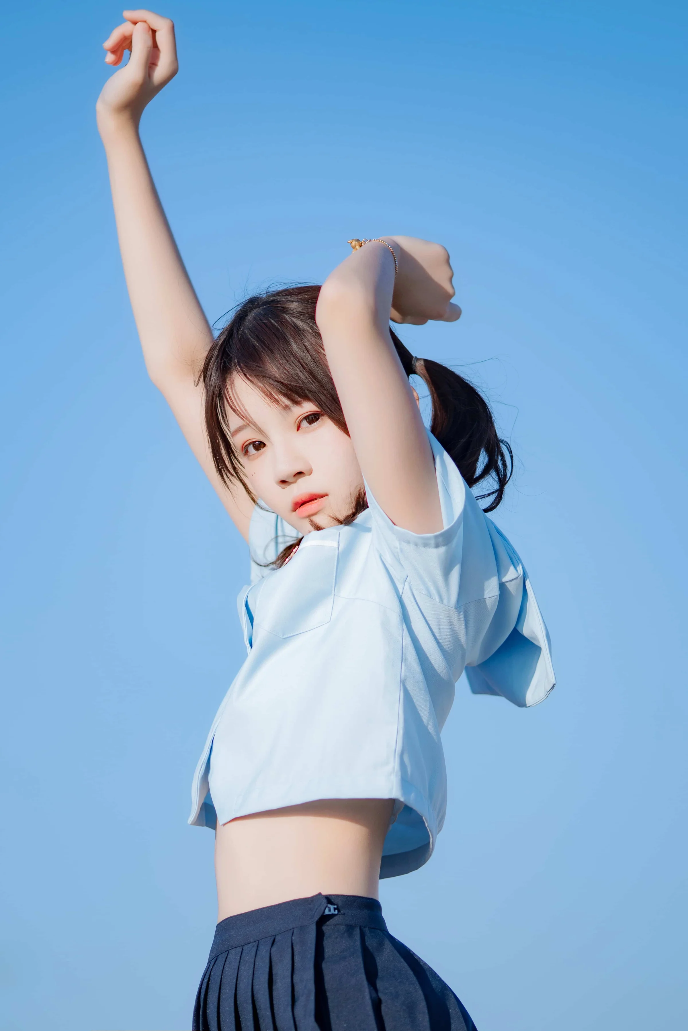 桜桃喵 – 蔚蓝 [33P]｜高清图片集