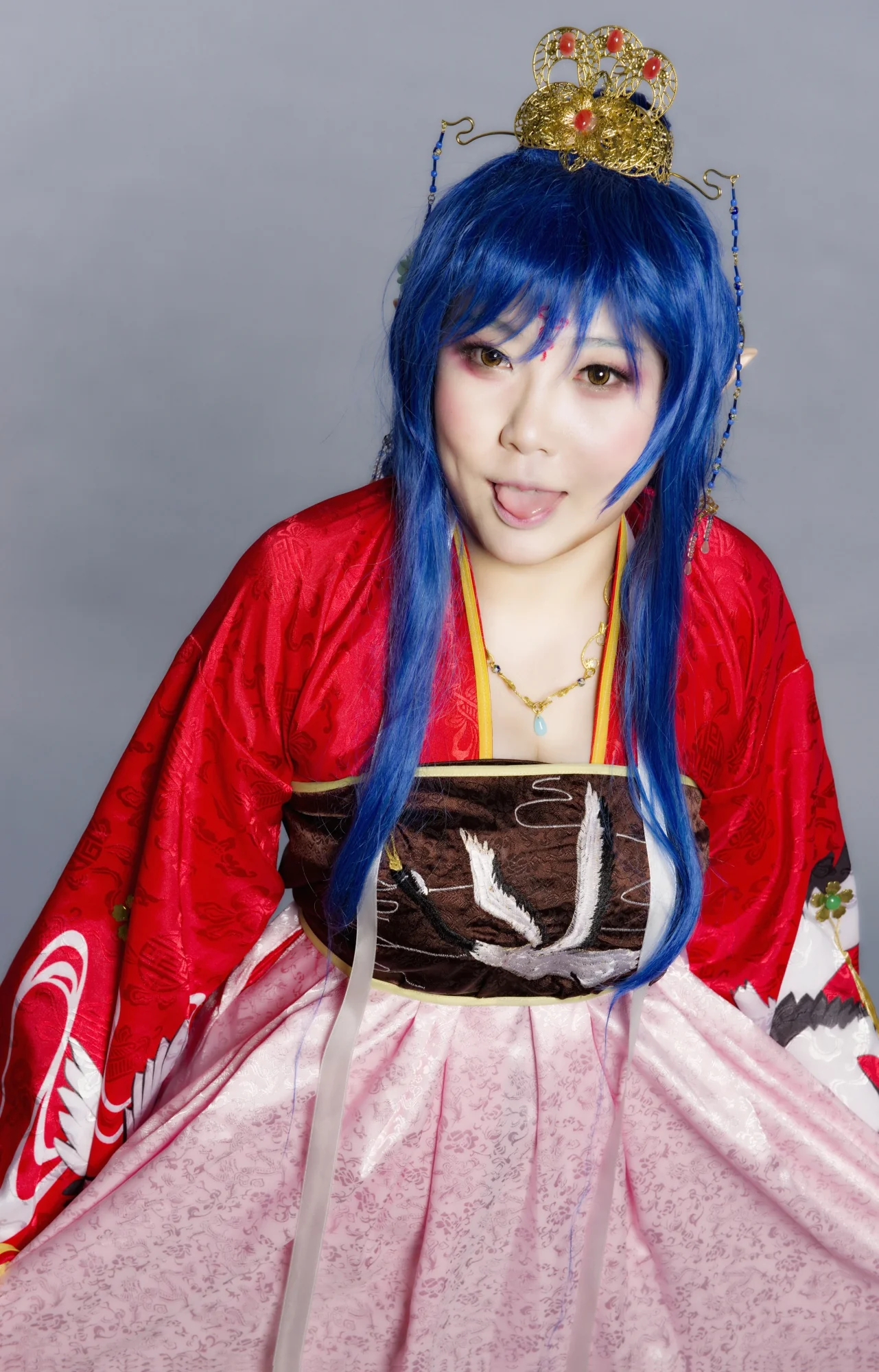 家有鬼妻 李小茜前世：五殿阎罗王COS写真
