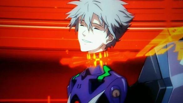 《EVA》粉丝打扫房间却导致渚薰亚克力立牌“断头”｜高清图片集