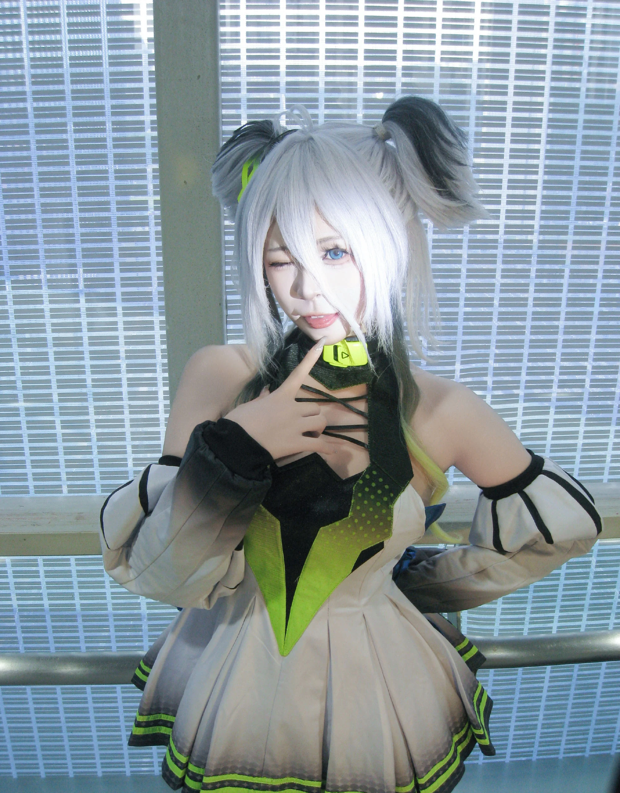 《交错战线》雷克斯COS写真