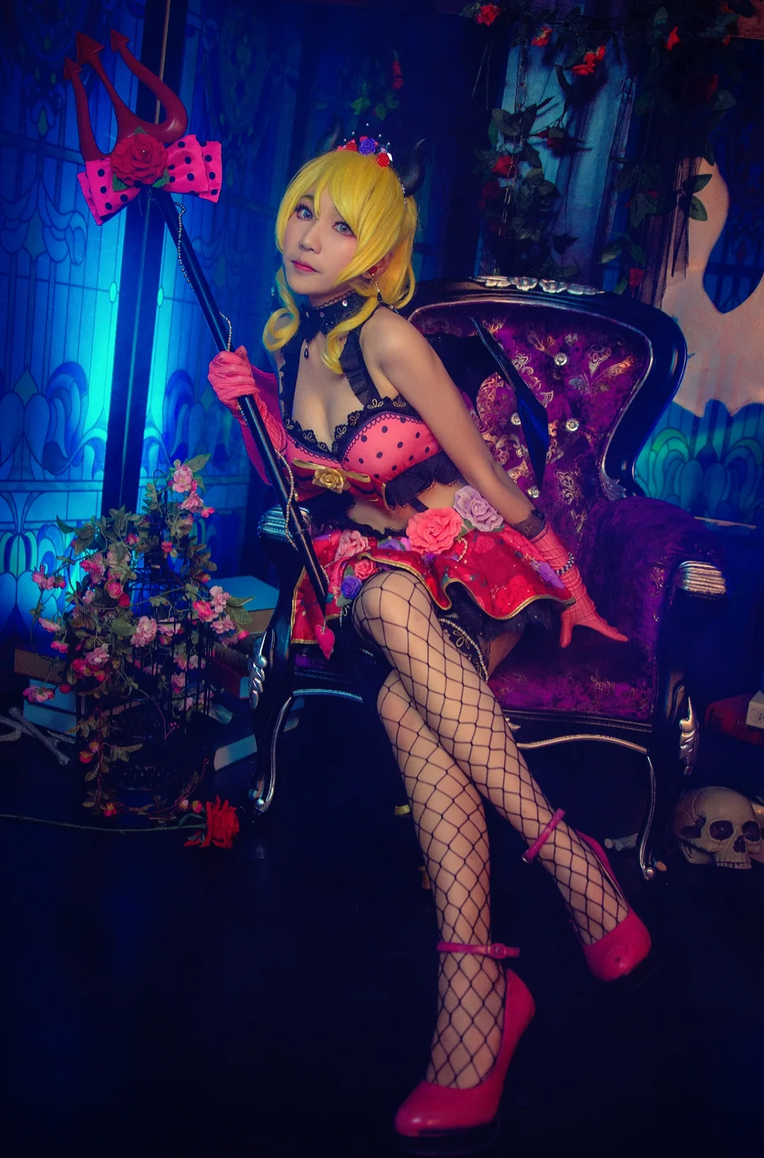 绘里小恶魔觉醒COS写真