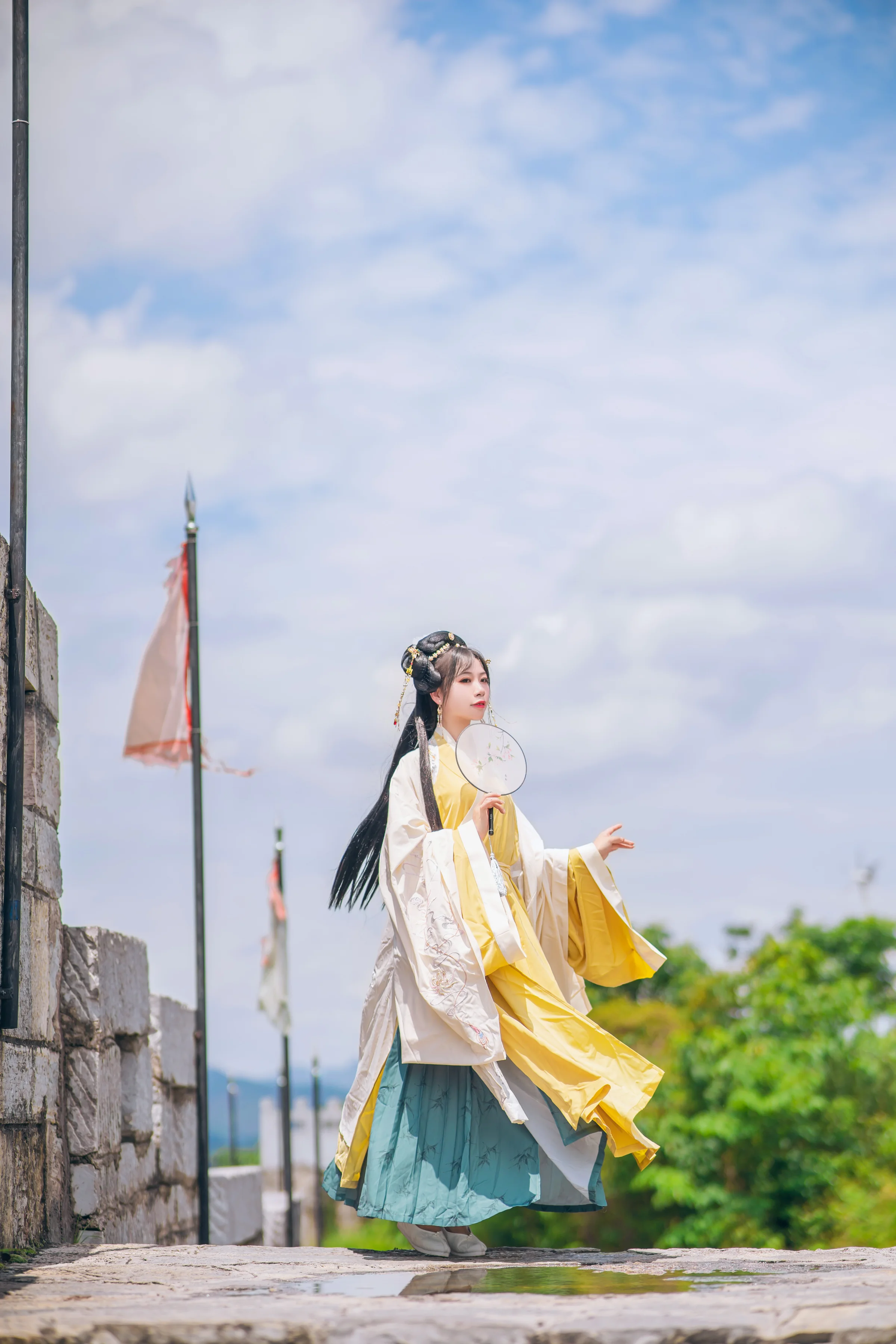 汉服私影，问花花不语，为谁落？｜高清图片集