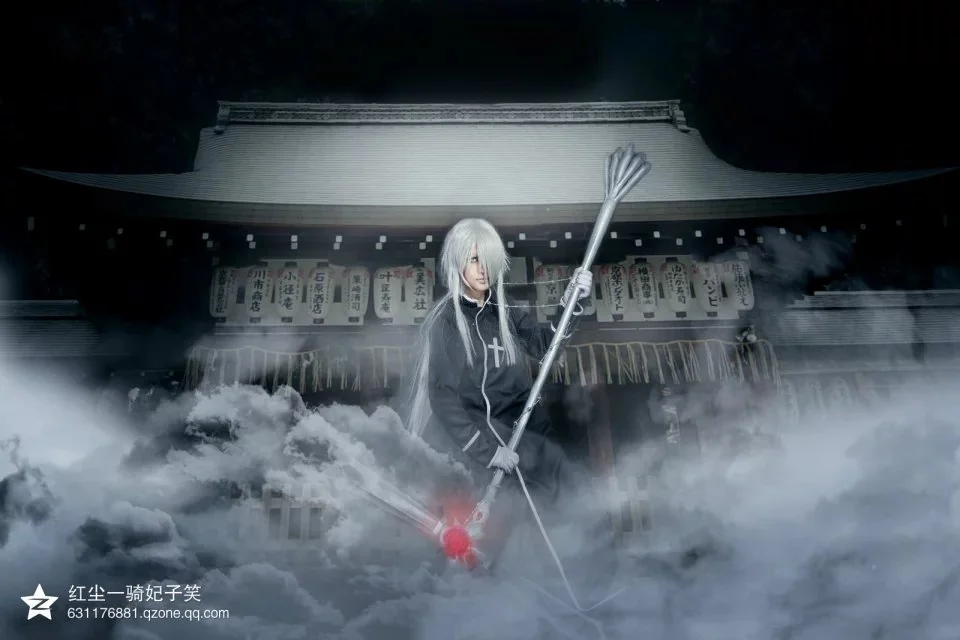 滑头鬼之孙精骷髅COS写真