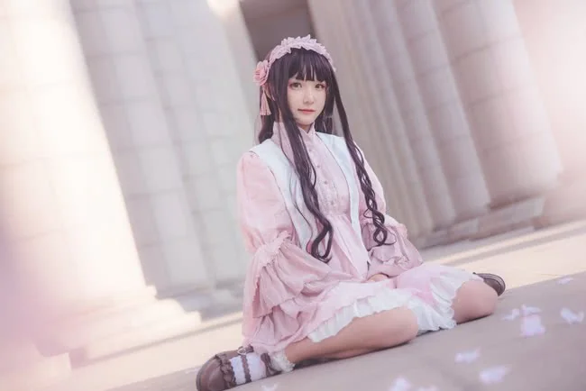 魔卡少女樱COS写真，粉白洋装真好看
