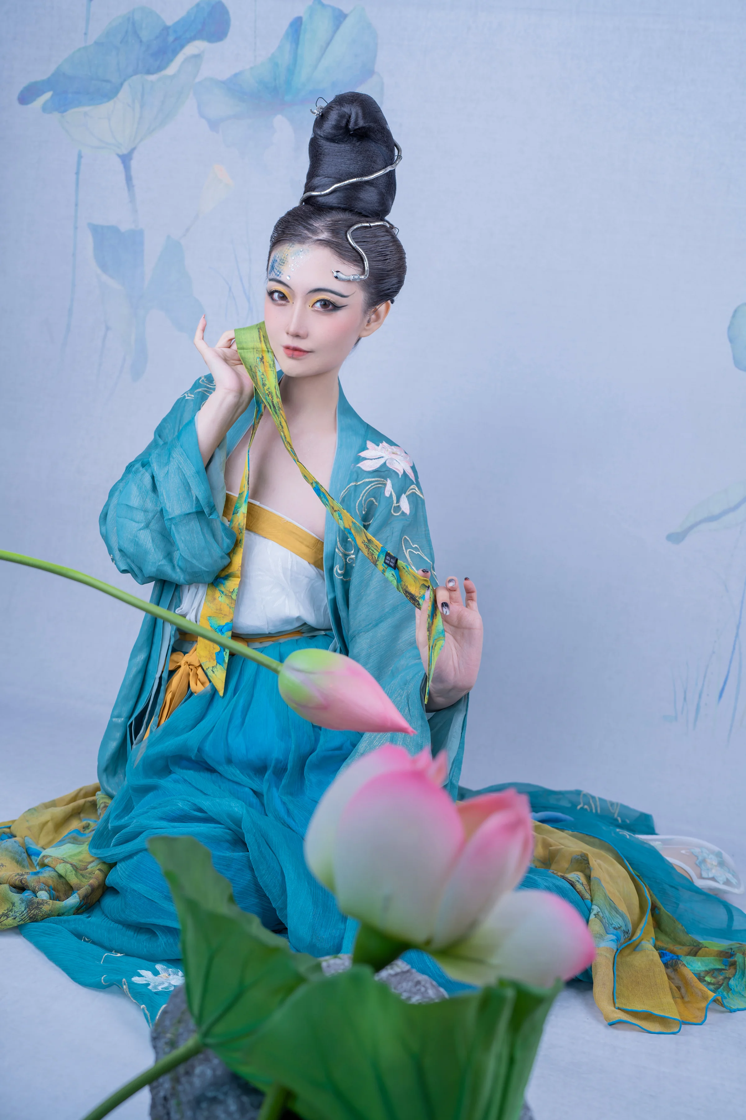 青蛇白蛇千里江山汉服拟人｜高清图片集