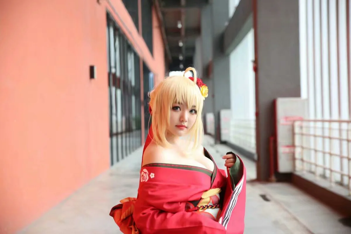 尼禄 振袖和服COS写真