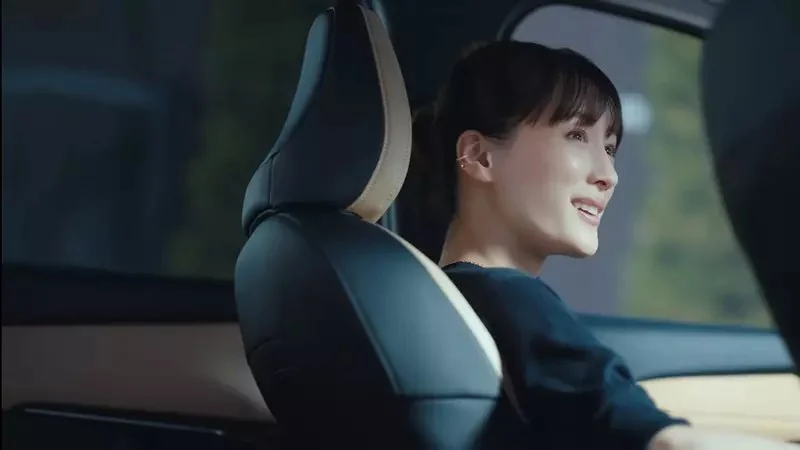 日本女星綾瀨遙擔任馬自達品牌大使，替新車跨界SUV「MAZDA CX-5」代言｜高清图片集
